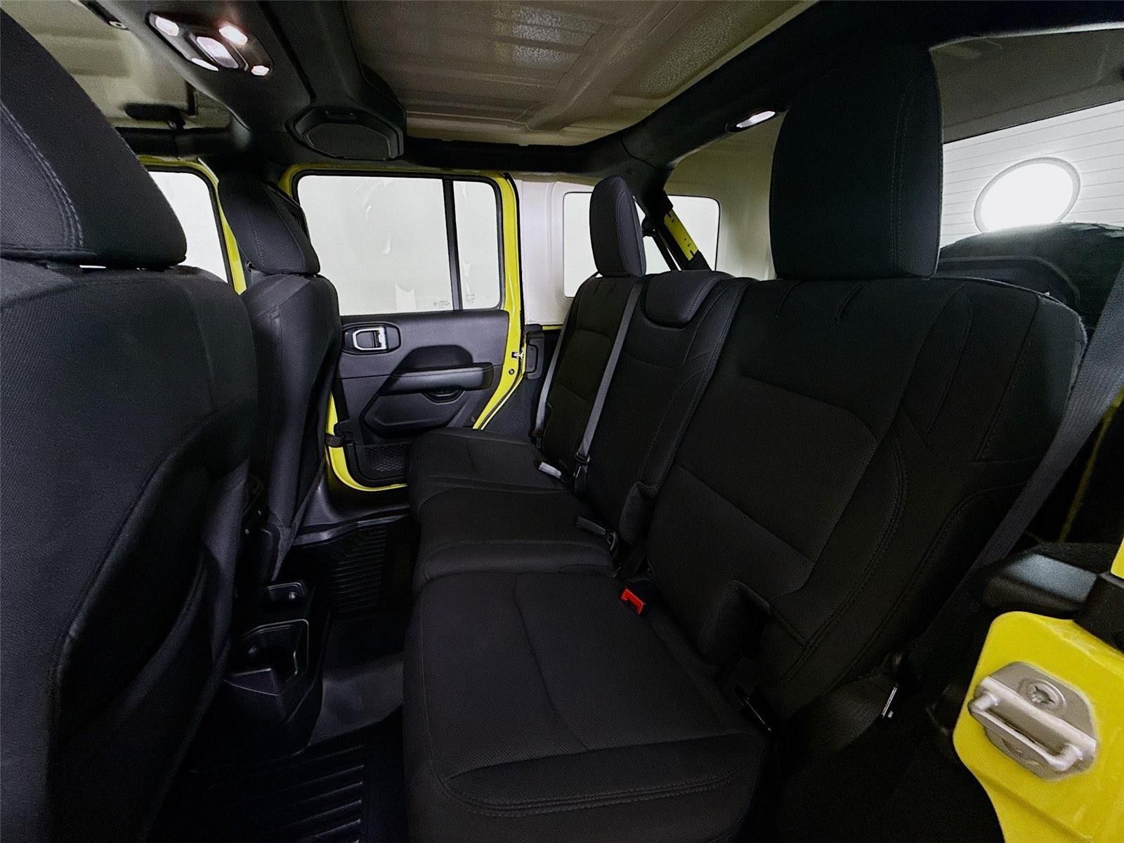 2022 Jeep Wrangler Unlimited Sahara AWD