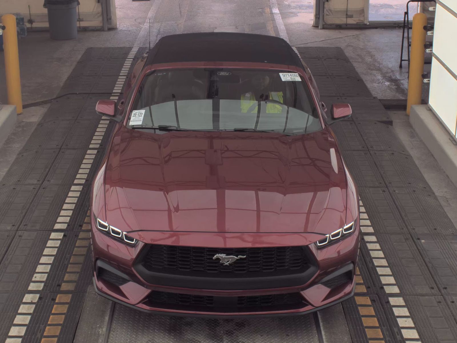 2025 Ford Mustang EcoBoost Premium FWD