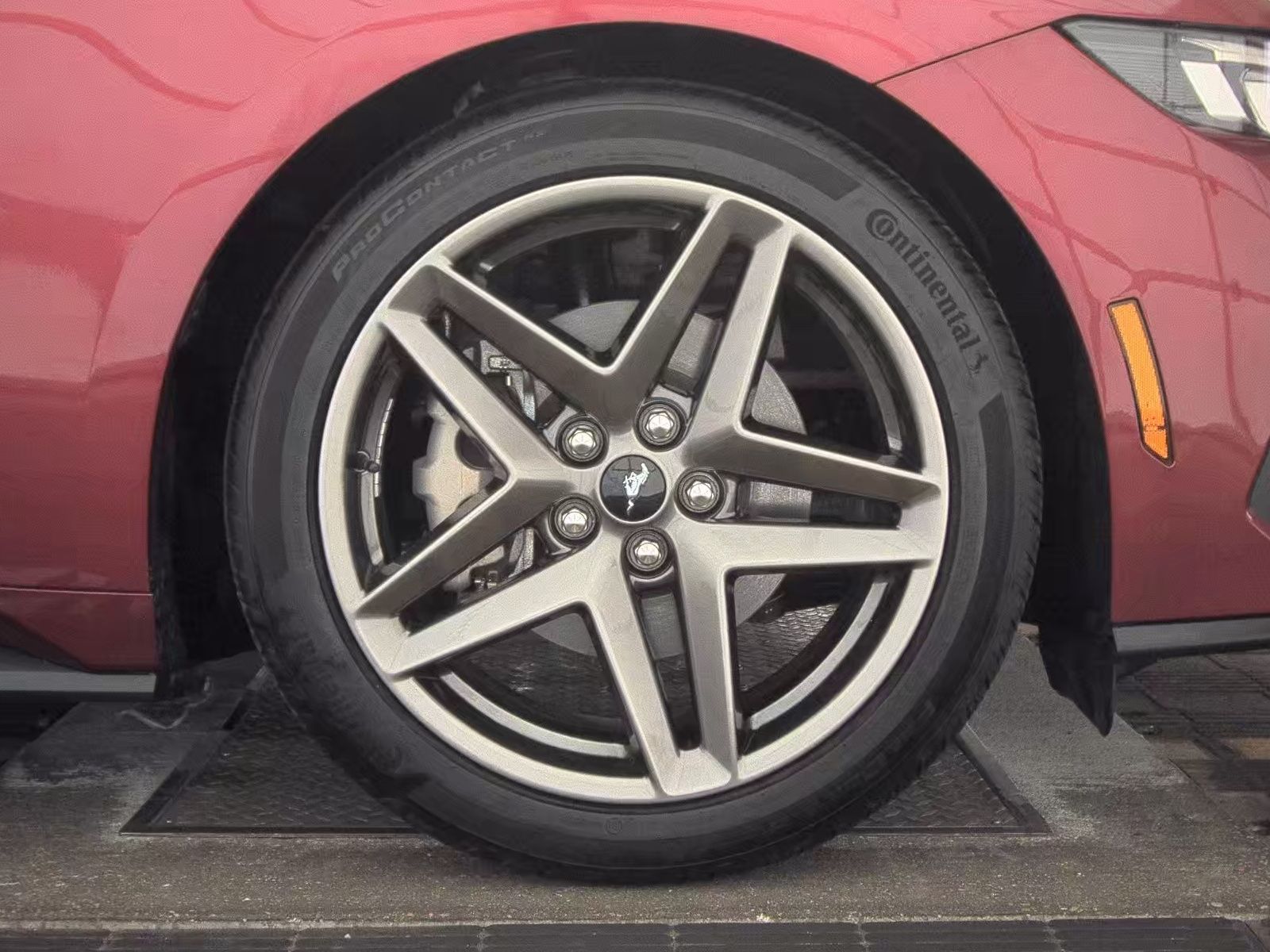 2025 Ford Mustang EcoBoost Premium FWD