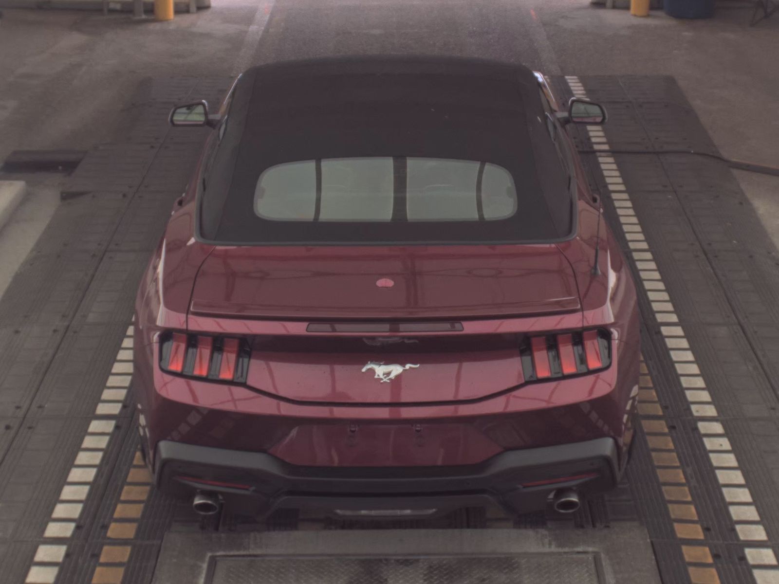 2025 Ford Mustang EcoBoost Premium FWD