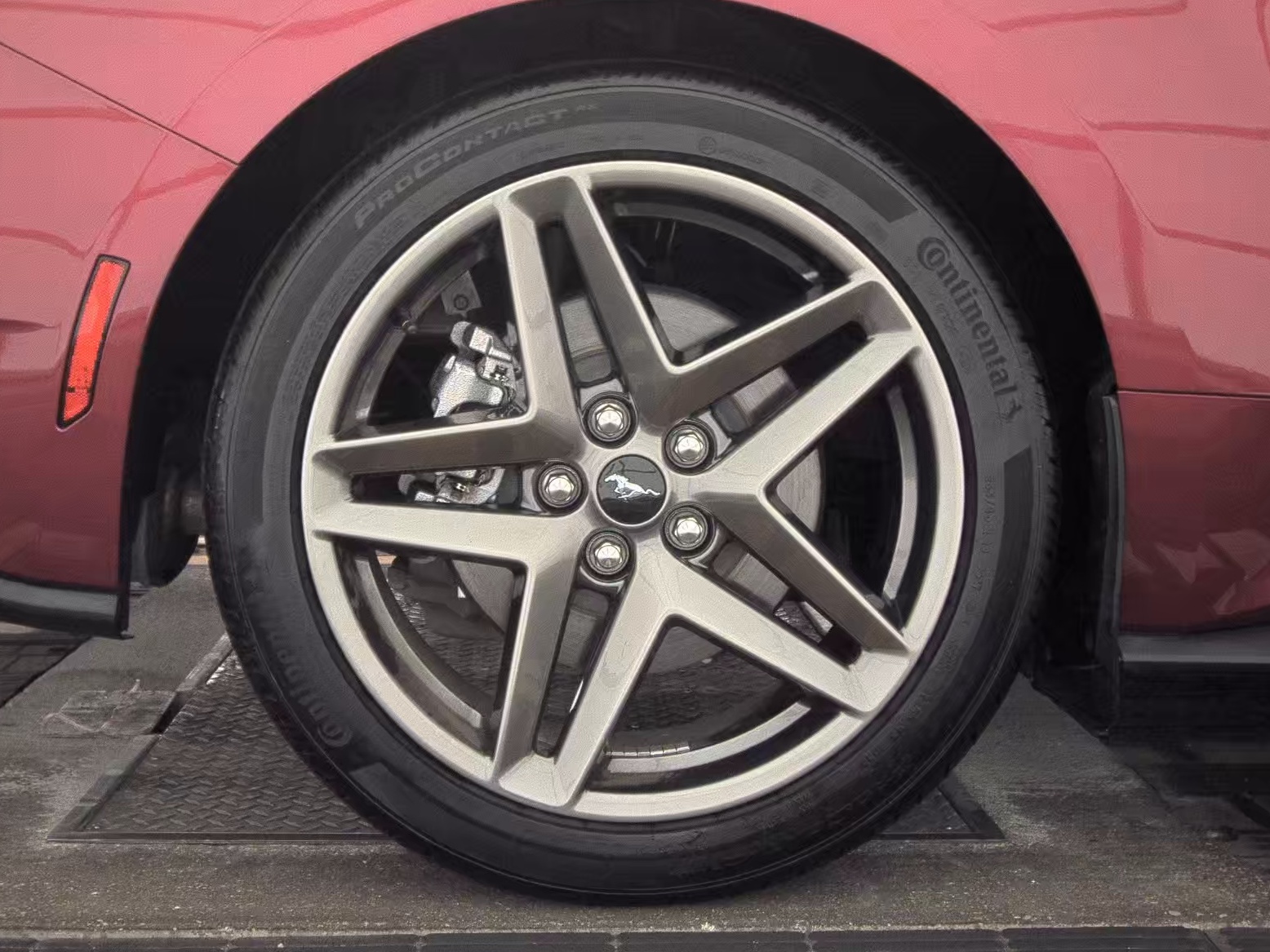 2025 Ford Mustang EcoBoost Premium FWD