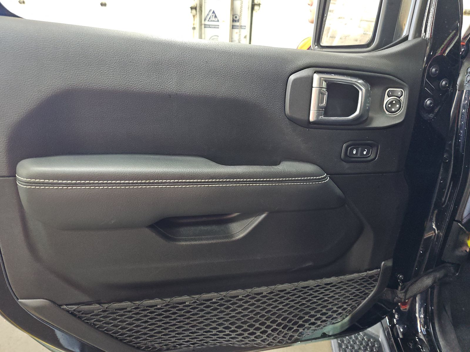 2022 Jeep Wrangler Unlimited Sahara AWD