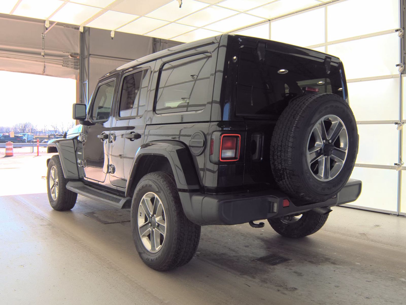 2022 Jeep Wrangler Unlimited Sahara AWD