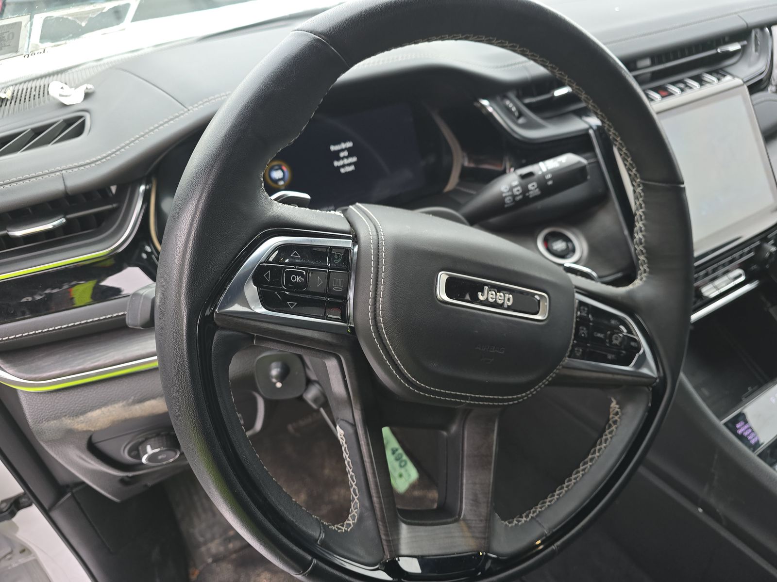 2023 Jeep Grand Cherokee Overland AWD