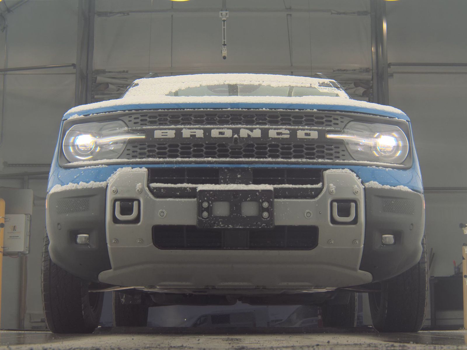 FORD BRONCO - 4