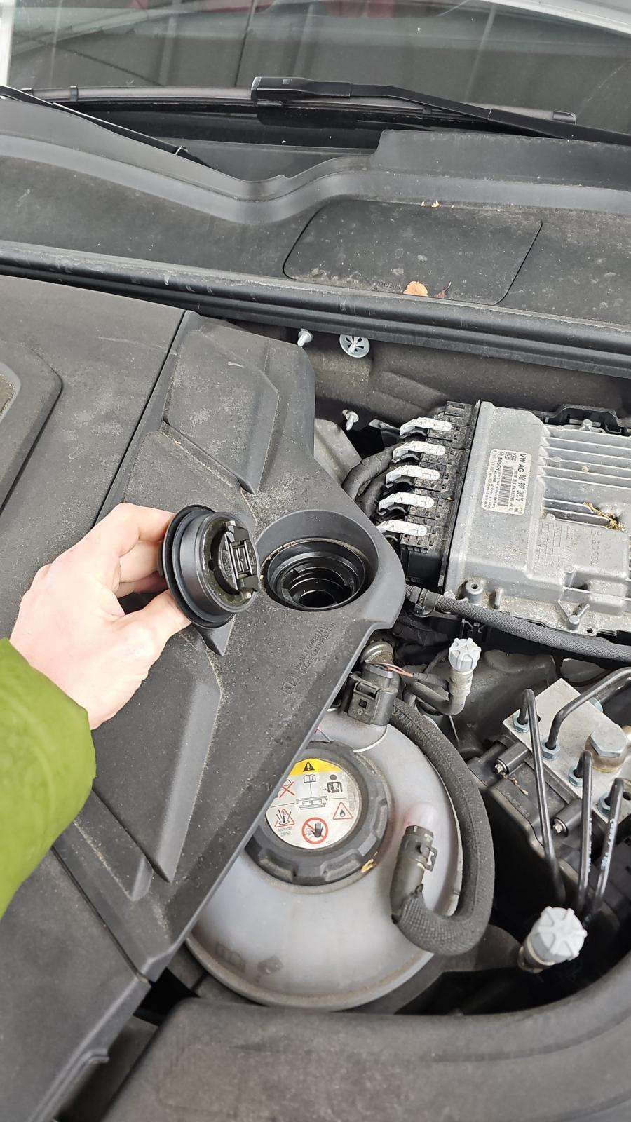 2022 Porsche Cayenne E-Hybrid AWD