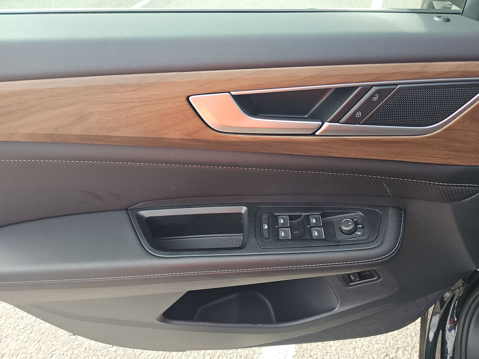 2025 Volkswagen Atlas 2.0T SE AWD