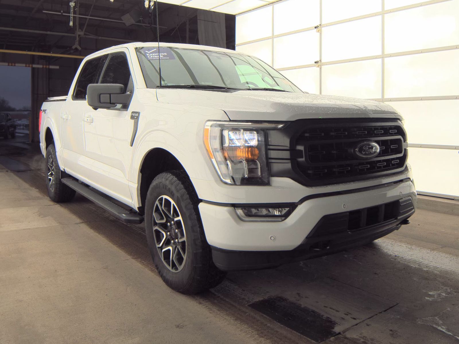 2023 Ford F-150 XLT AWD