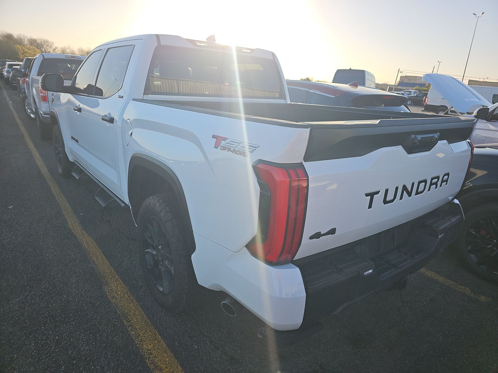 2023 Toyota Tundra SR5 AWD