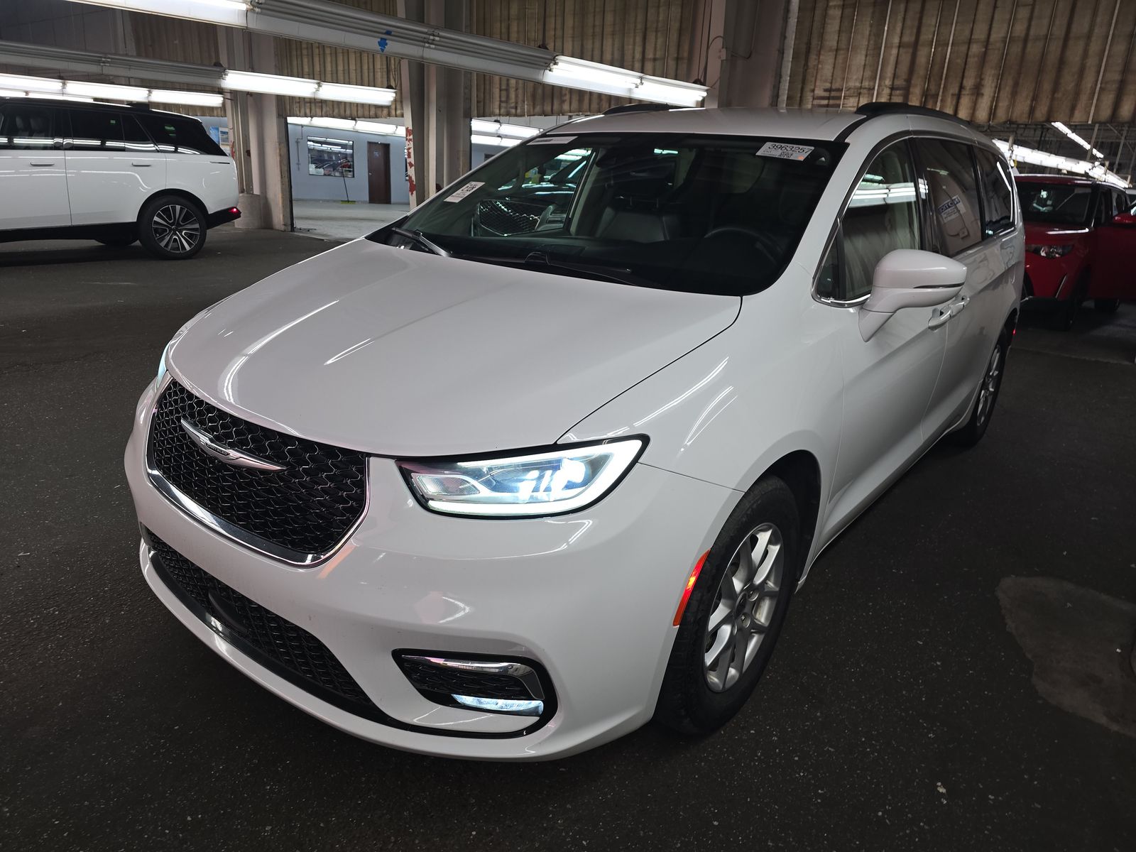 2022 Chrysler Pacifica Touring L FWD