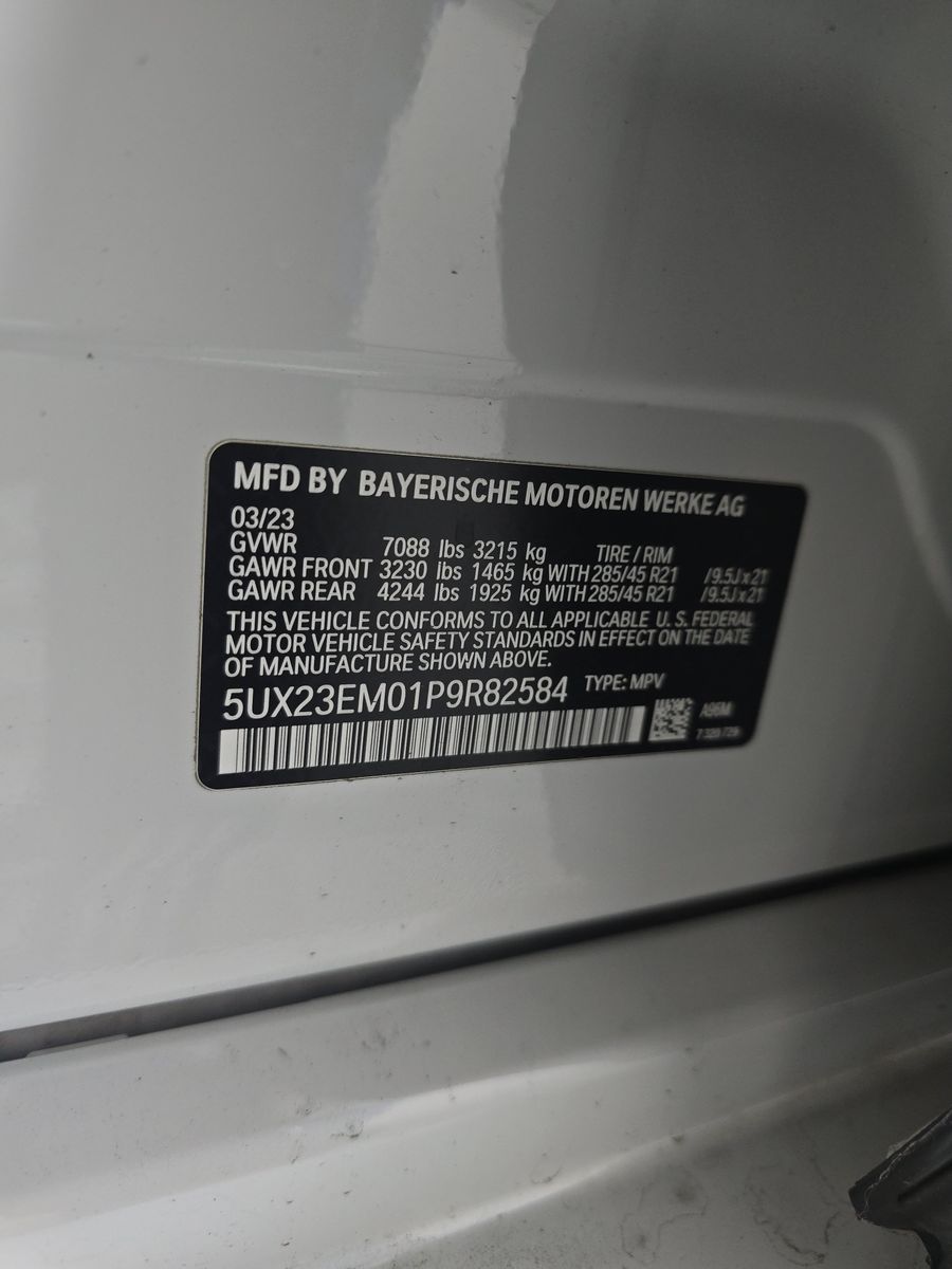 2023 BMW X7 xDrive40i AWD