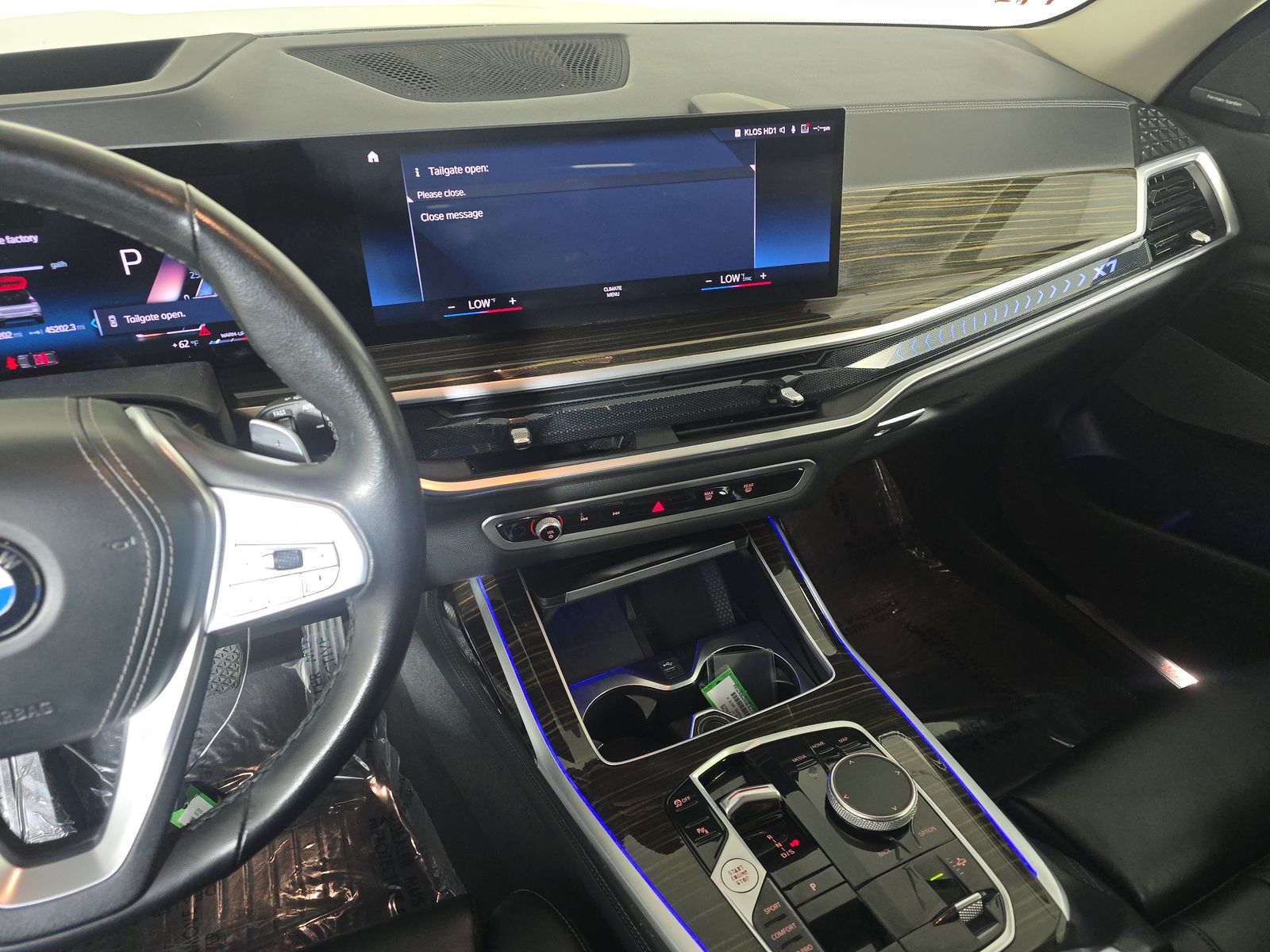 2023 BMW X7 xDrive40i AWD