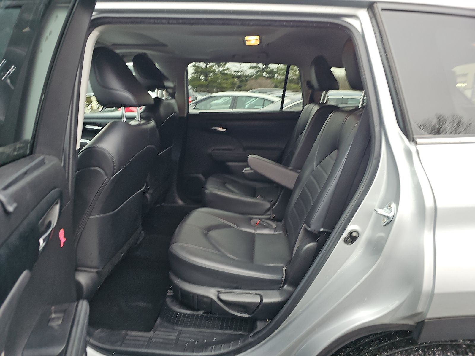 2022 Toyota Highlander Hybrid XLE AWD