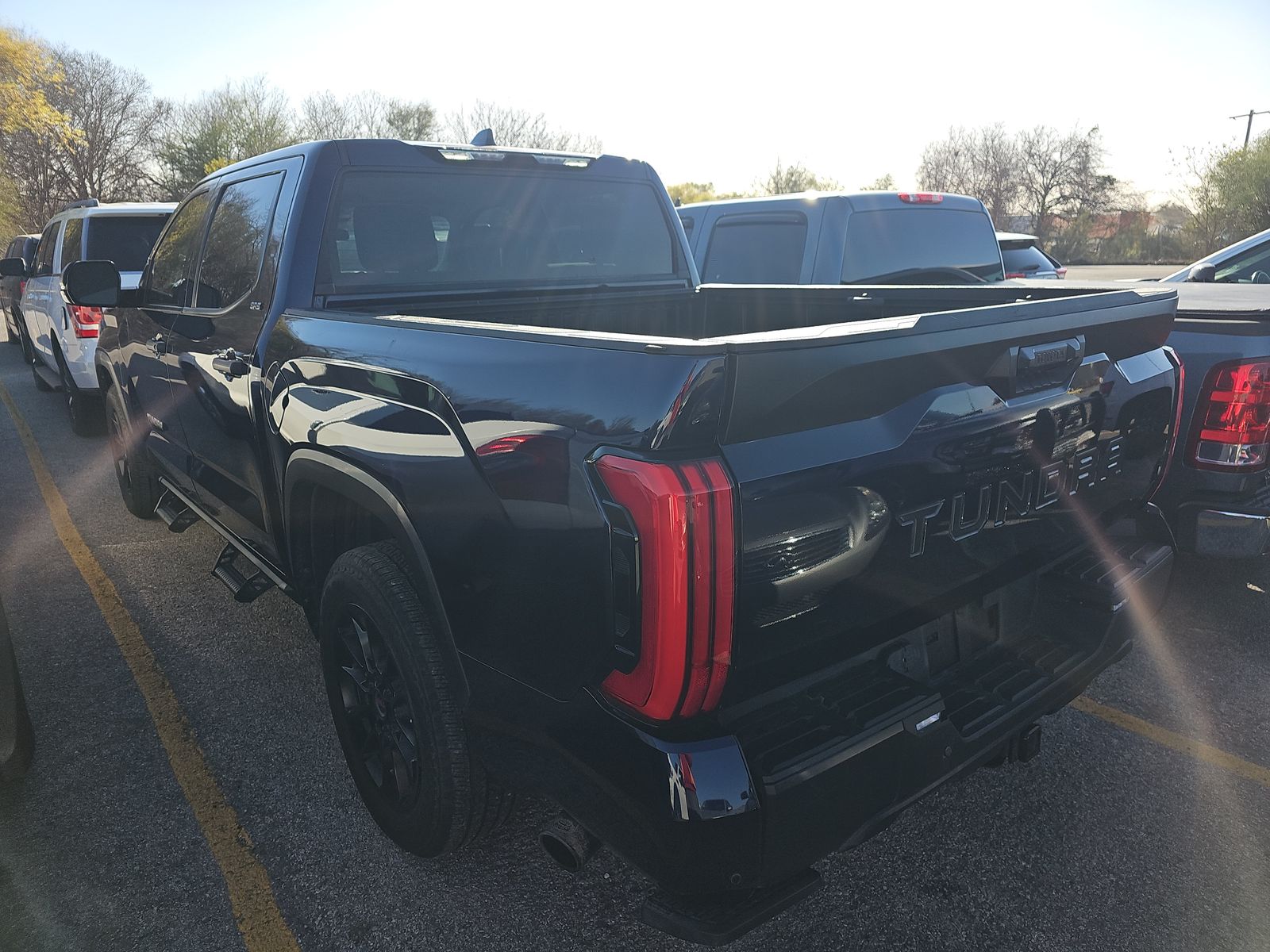 2023 Toyota Tundra SR5 RWD