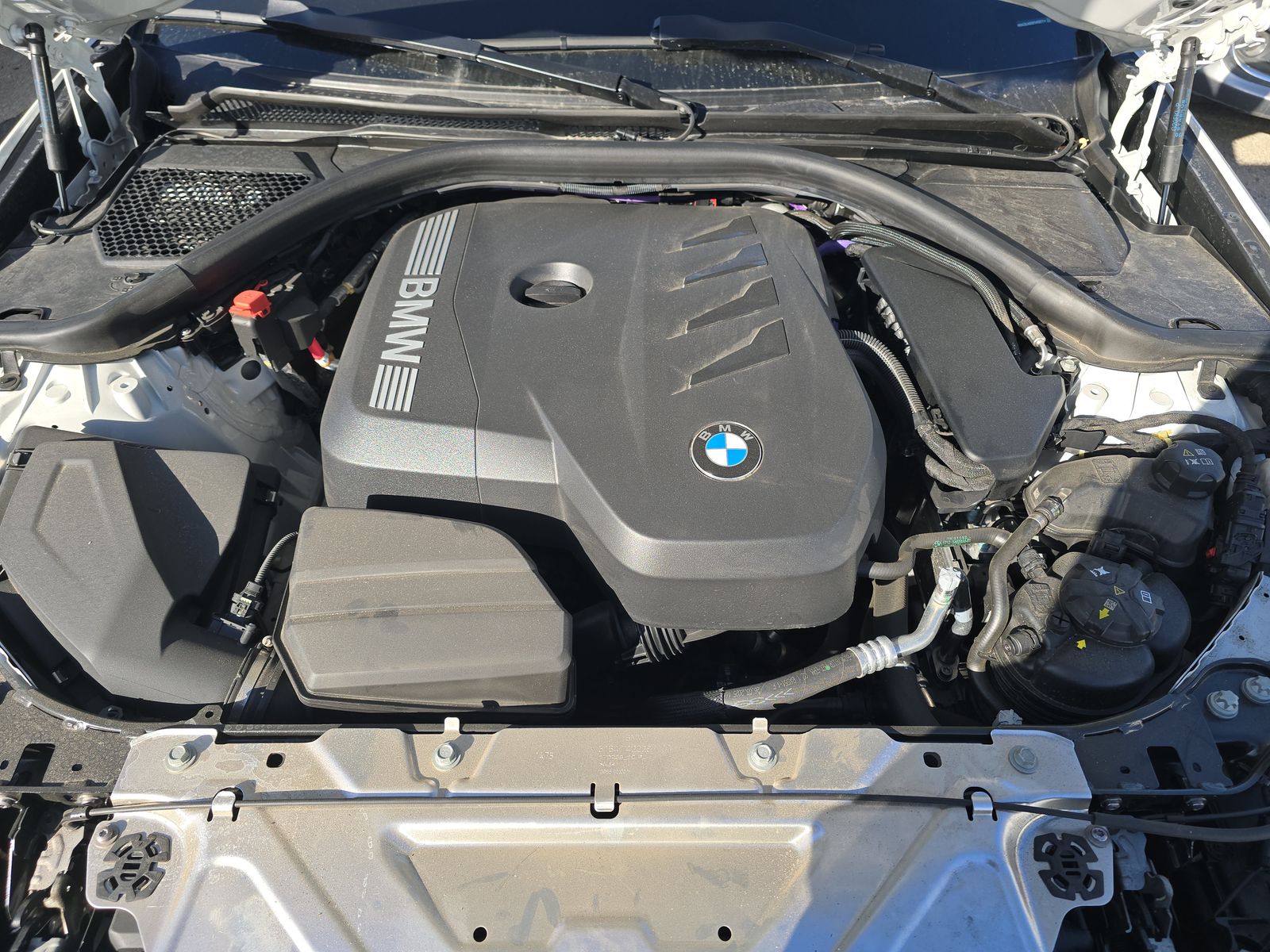 2025 BMW 3 Series 330i xDrive AWD