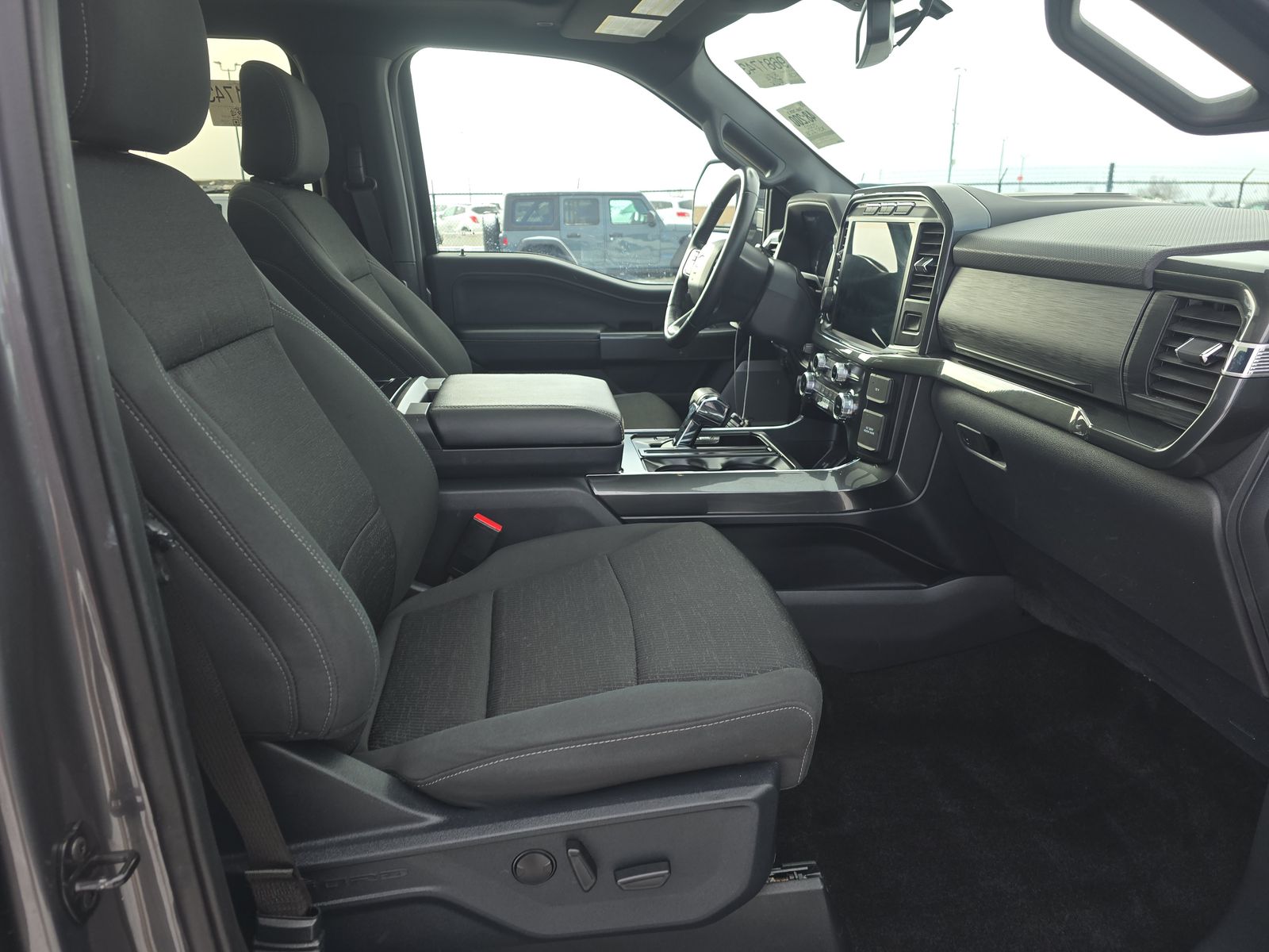 2022 Ford F-150 XLT AWD