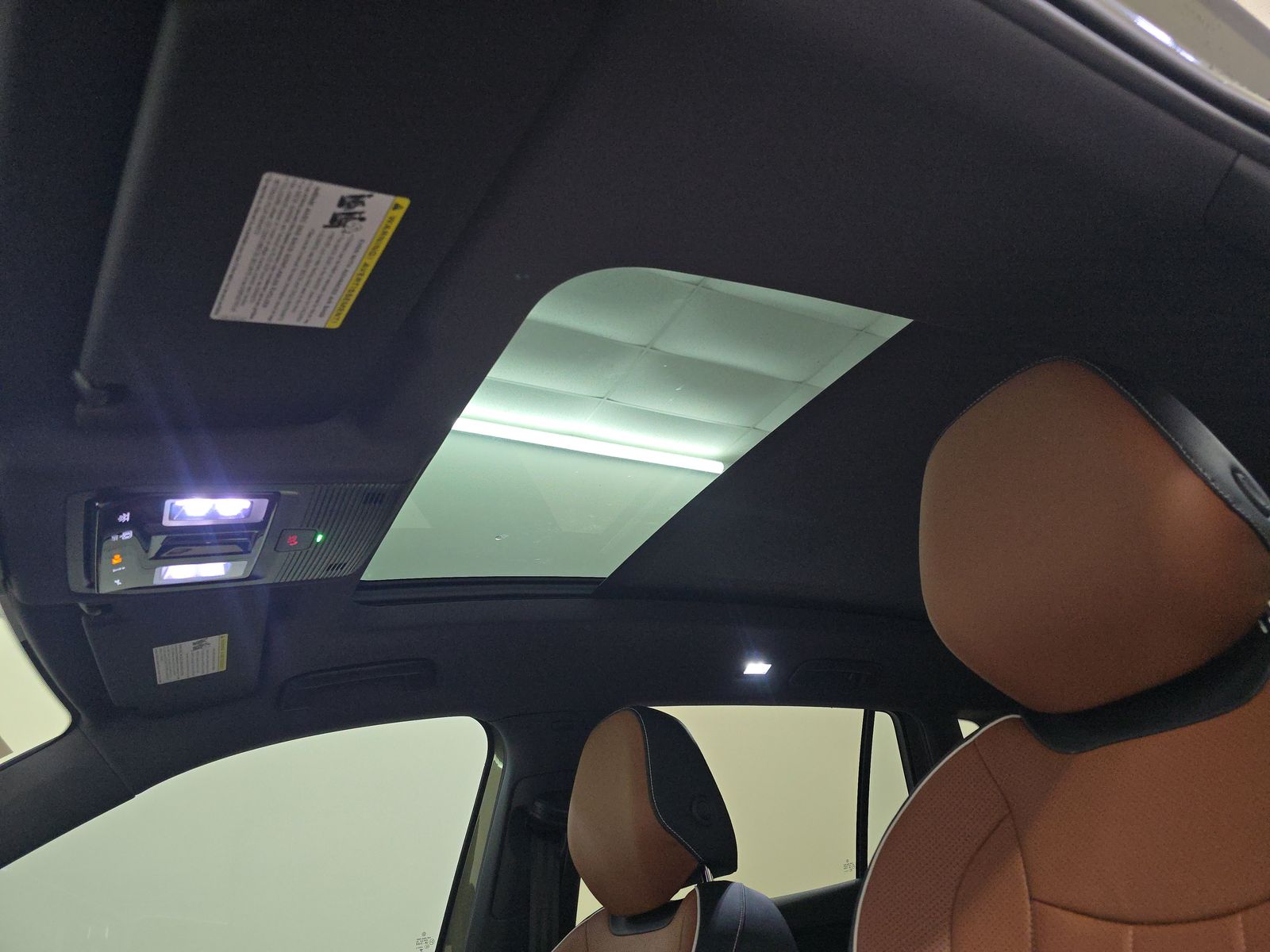 2025 Volkswagen Tiguan 2.0T SEL R-Line AWD