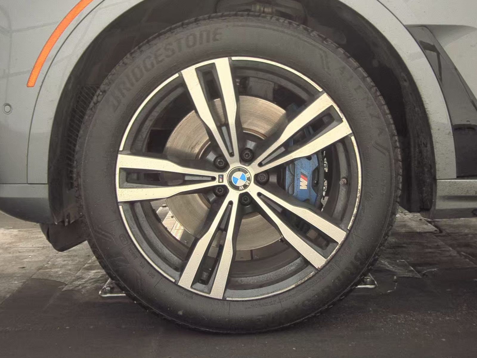 2023 BMW X7 xDrive40i AWD