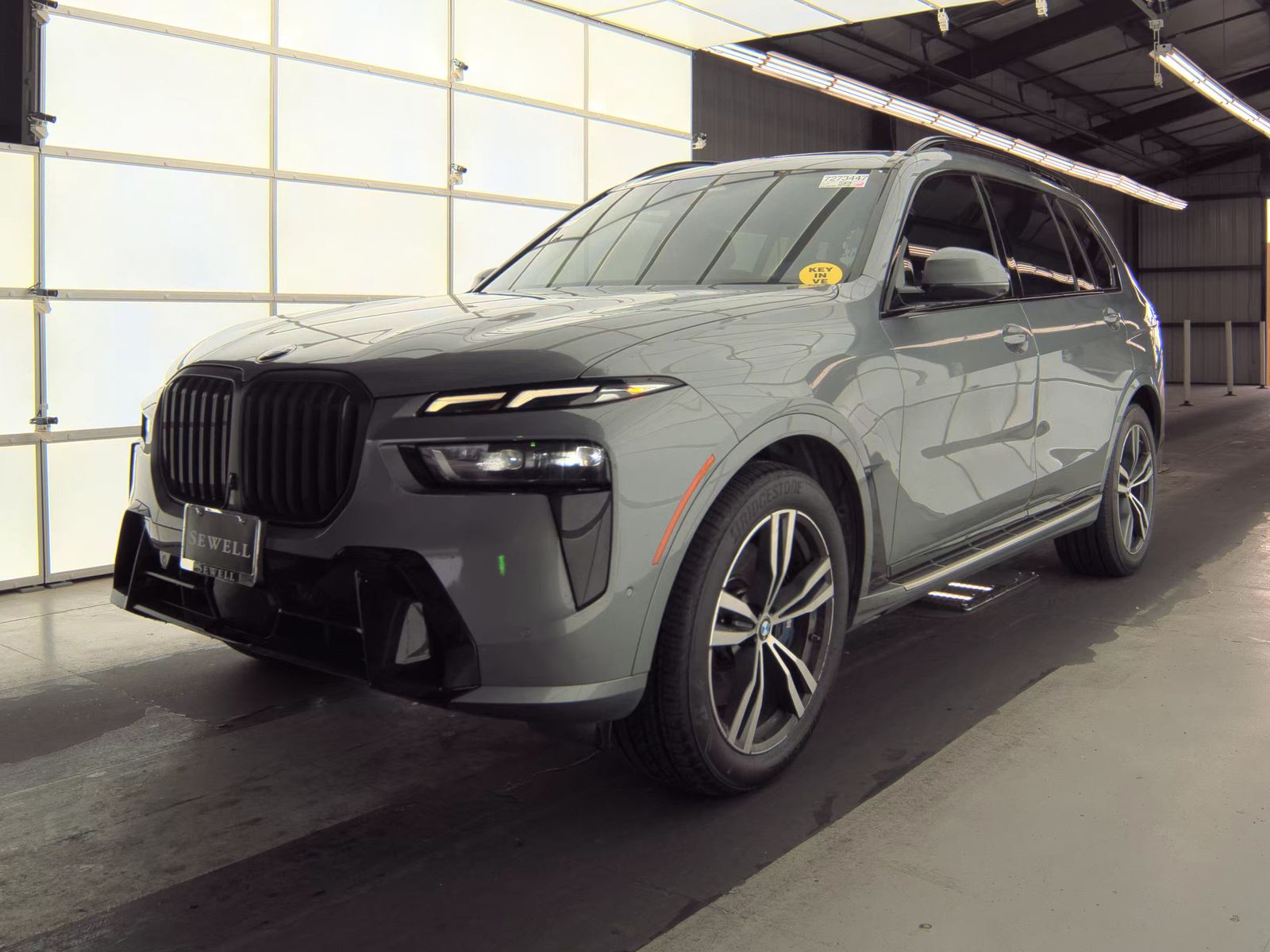 2023 BMW X7 xDrive40i AWD