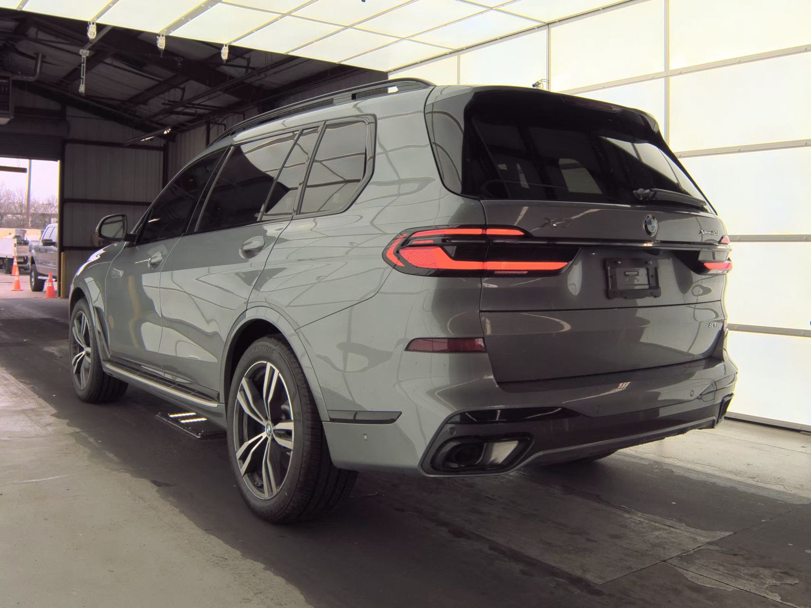 2023 BMW X7 xDrive40i AWD