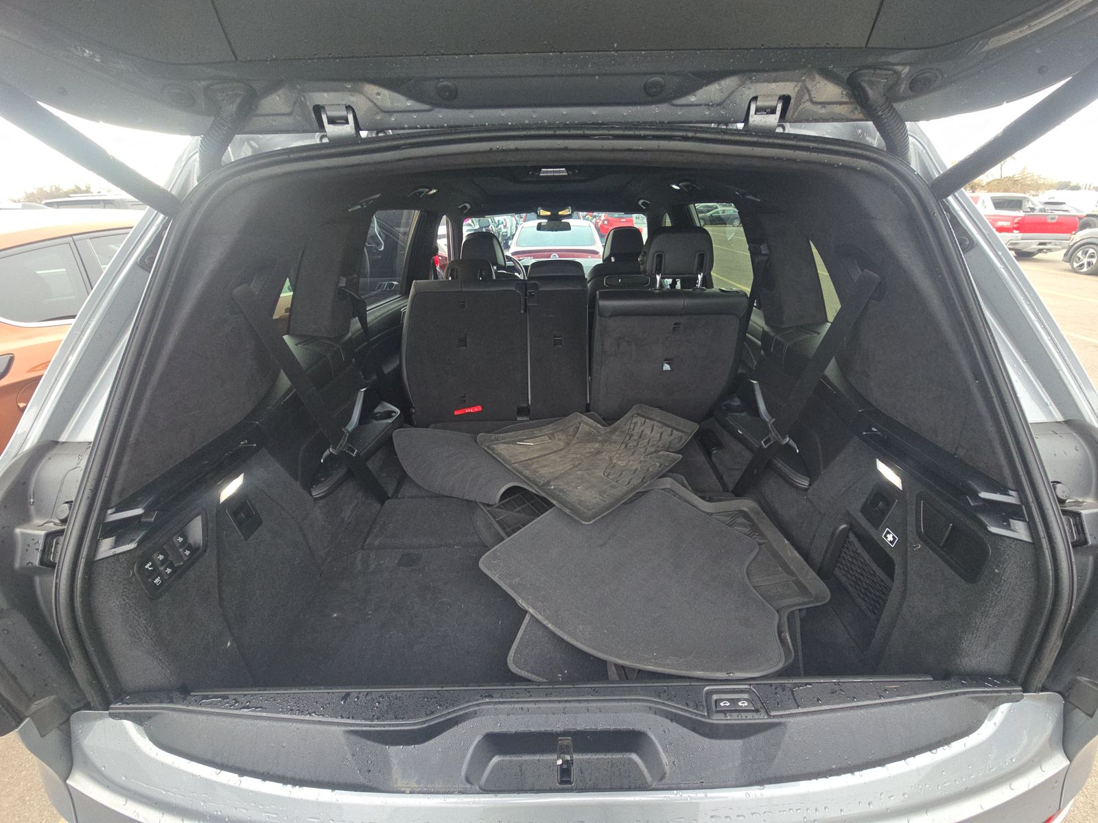 2023 BMW X7 xDrive40i AWD