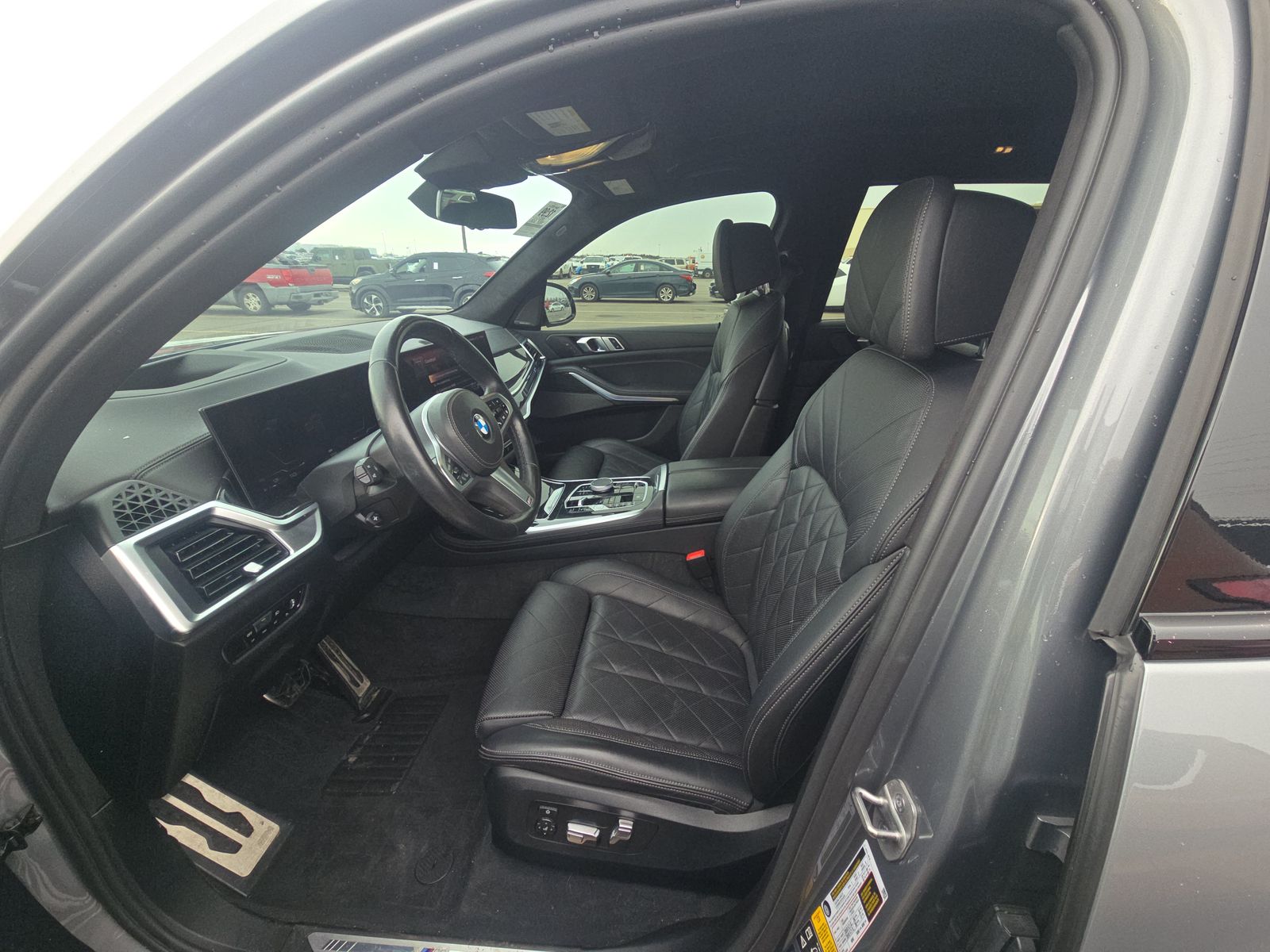2023 BMW X7 xDrive40i AWD