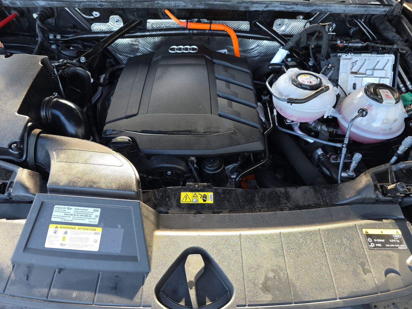 2022 Audi Q5 e Plug-In Hybrid S line Premium Plus AWD