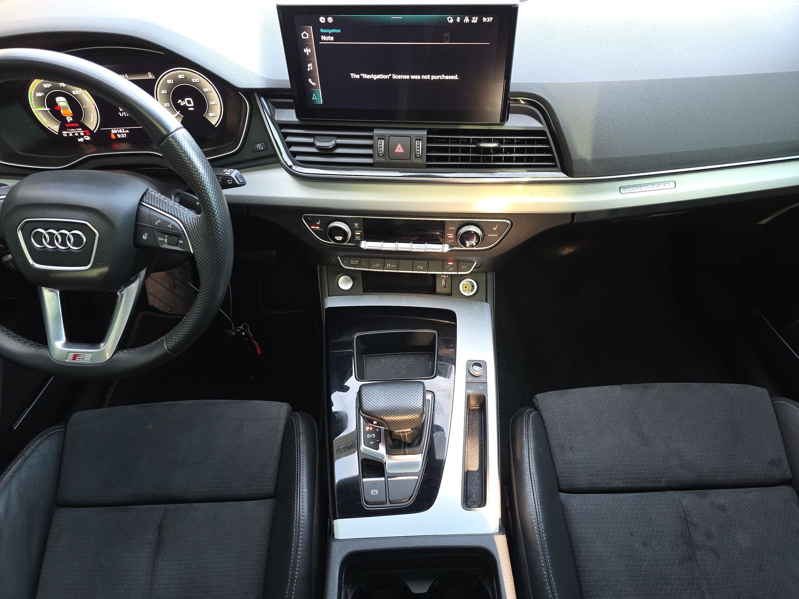 2022 Audi Q5 e Plug-In Hybrid S line Premium Plus AWD