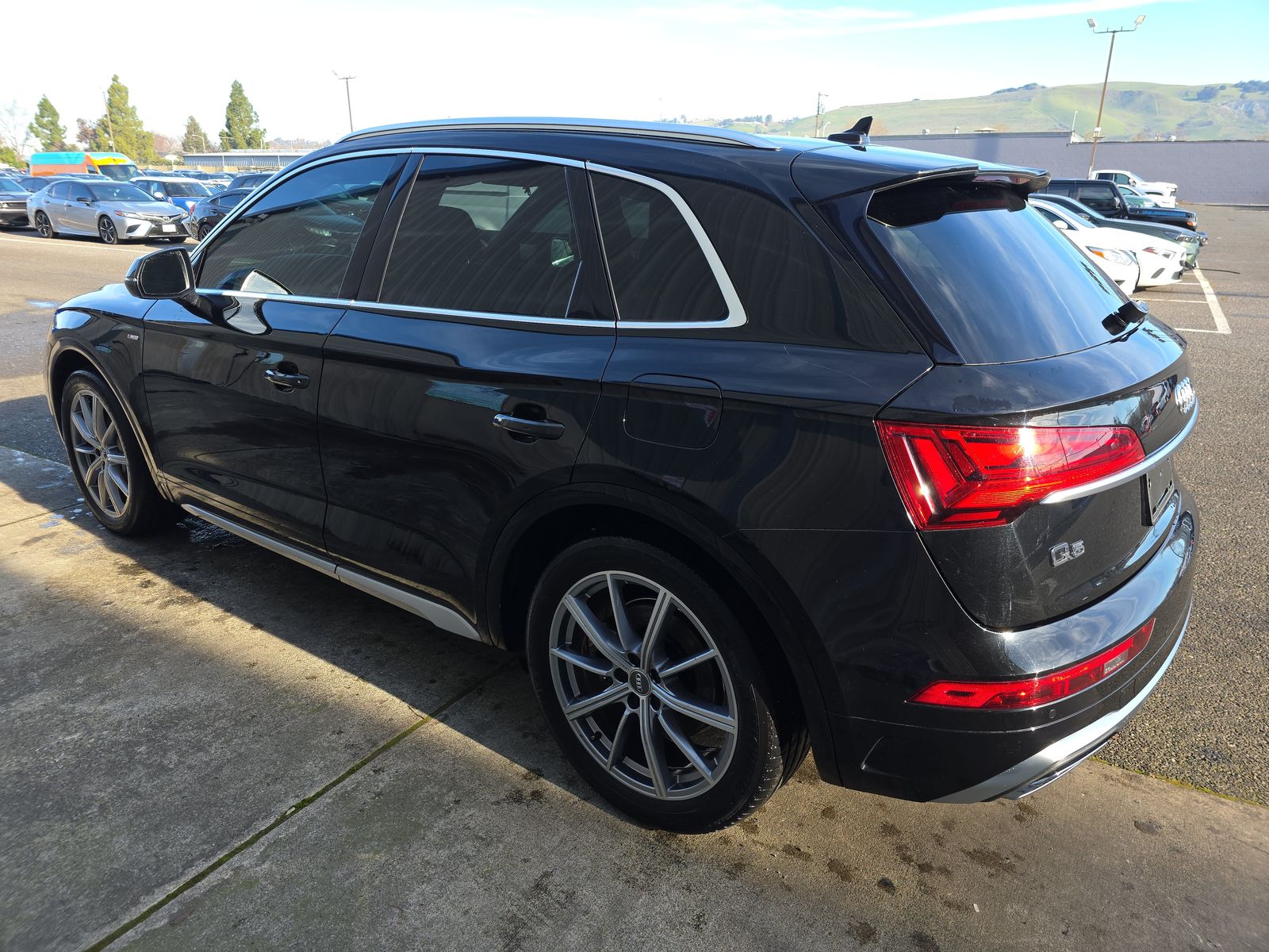 2022 Audi Q5 e Plug-In Hybrid S line Premium Plus AWD