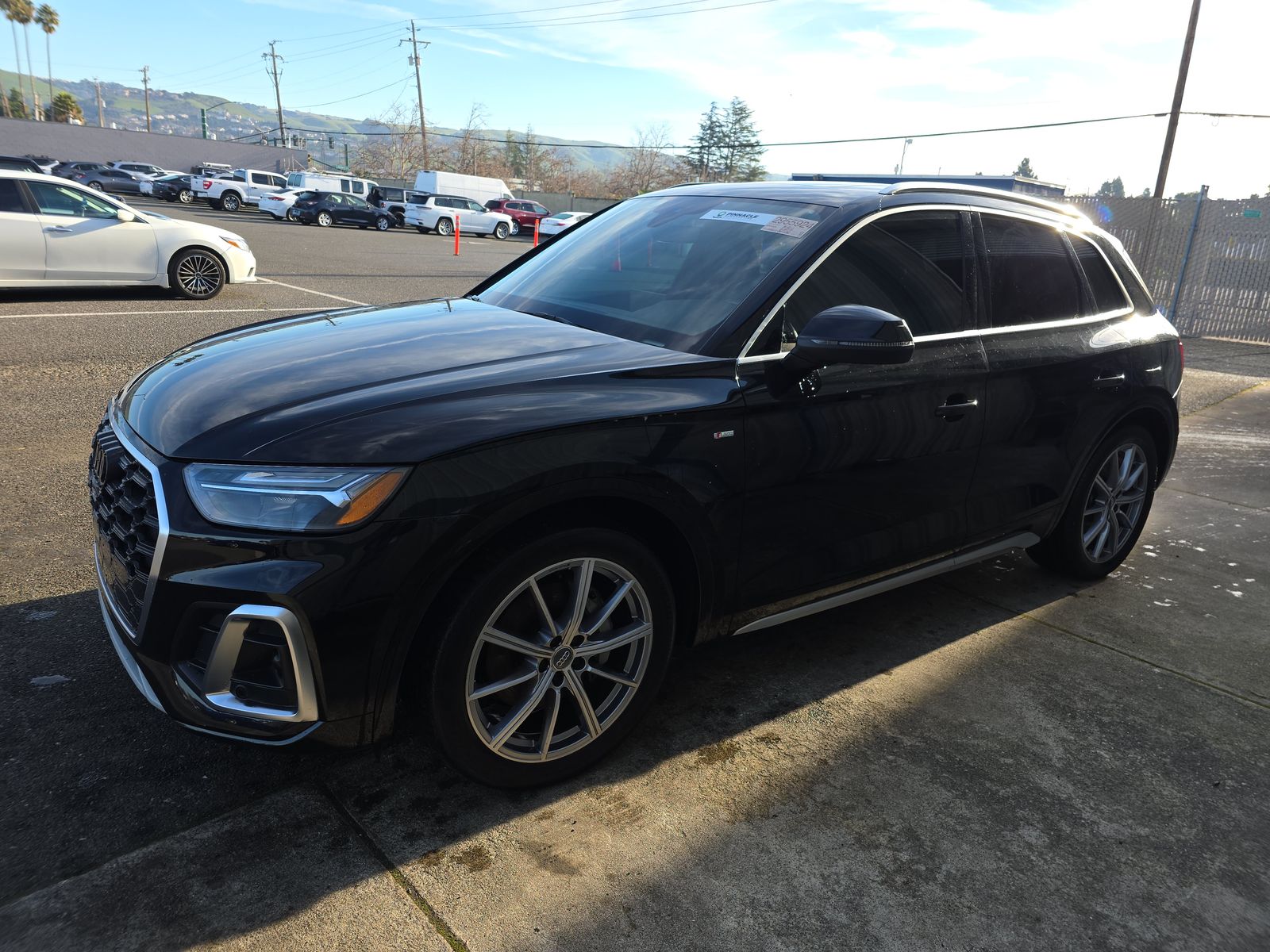2022 Audi Q5 e Plug-In Hybrid S line Premium Plus AWD