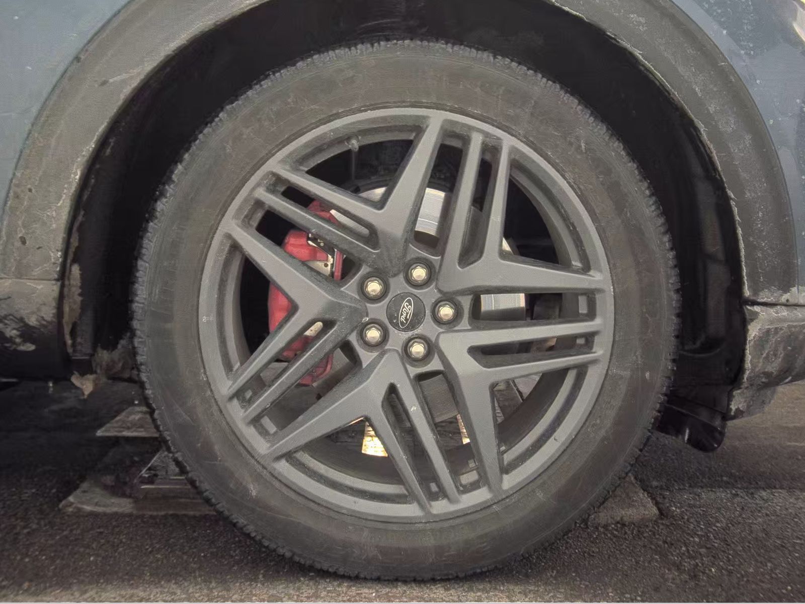 2025 Ford Explorer ST AWD