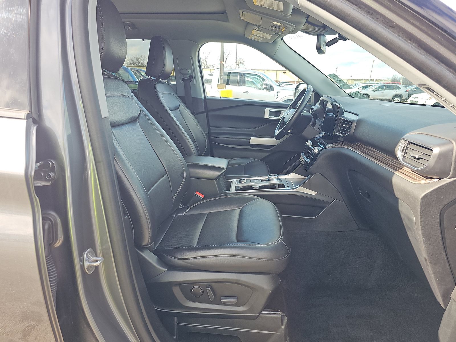 2022 Ford Explorer Limited AWD