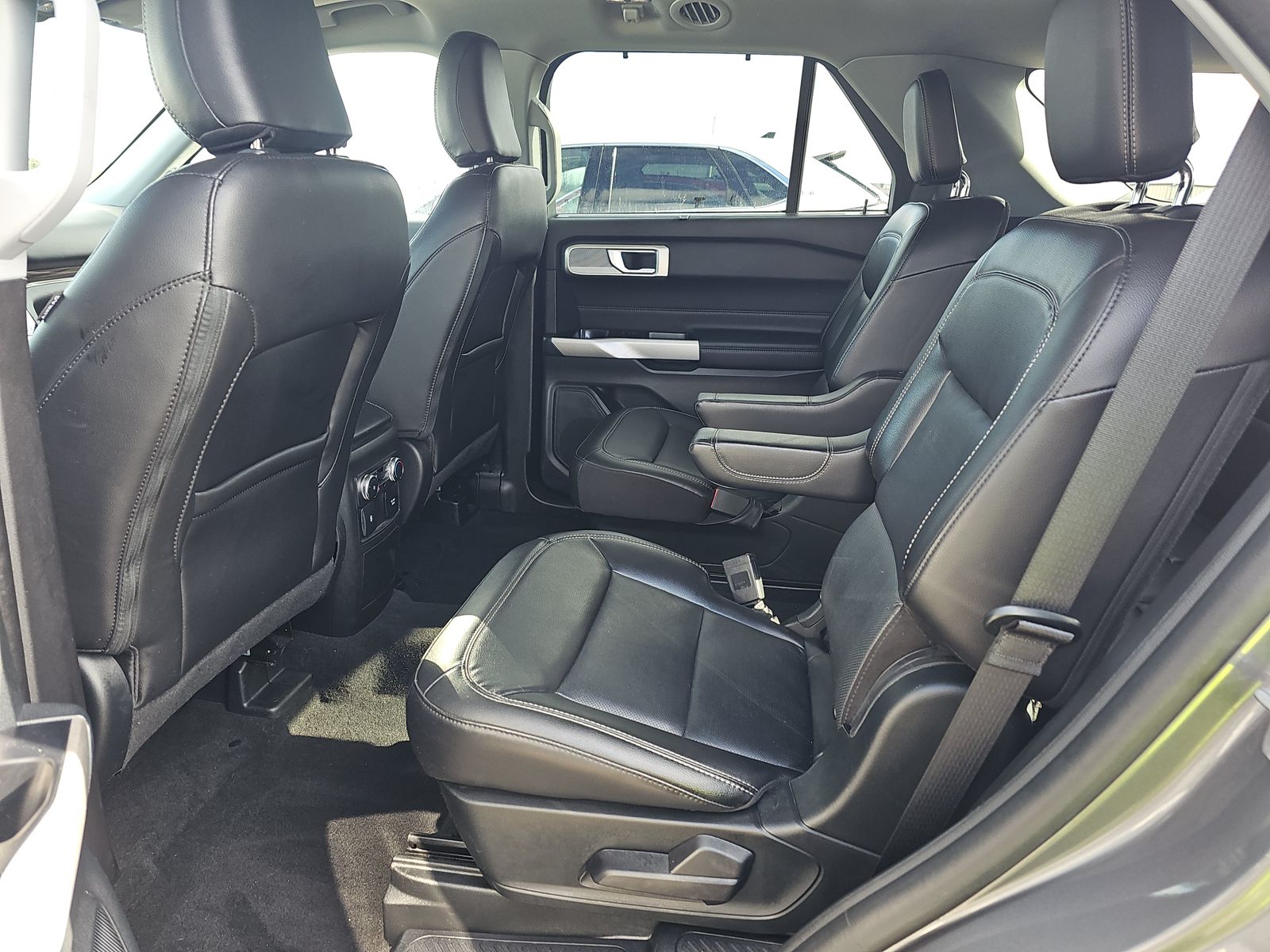 2022 Ford Explorer Limited AWD