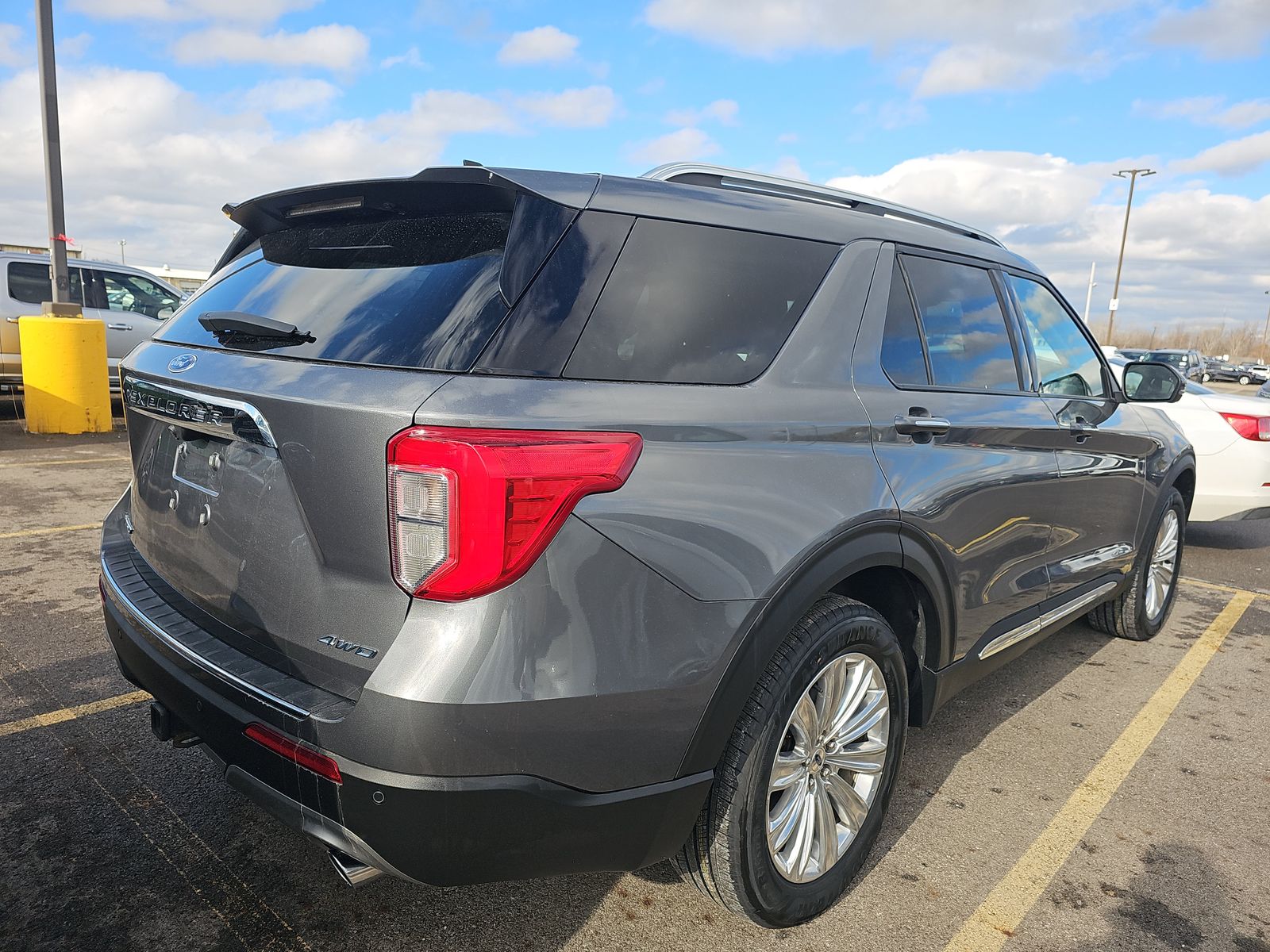 2022 Ford Explorer Limited AWD