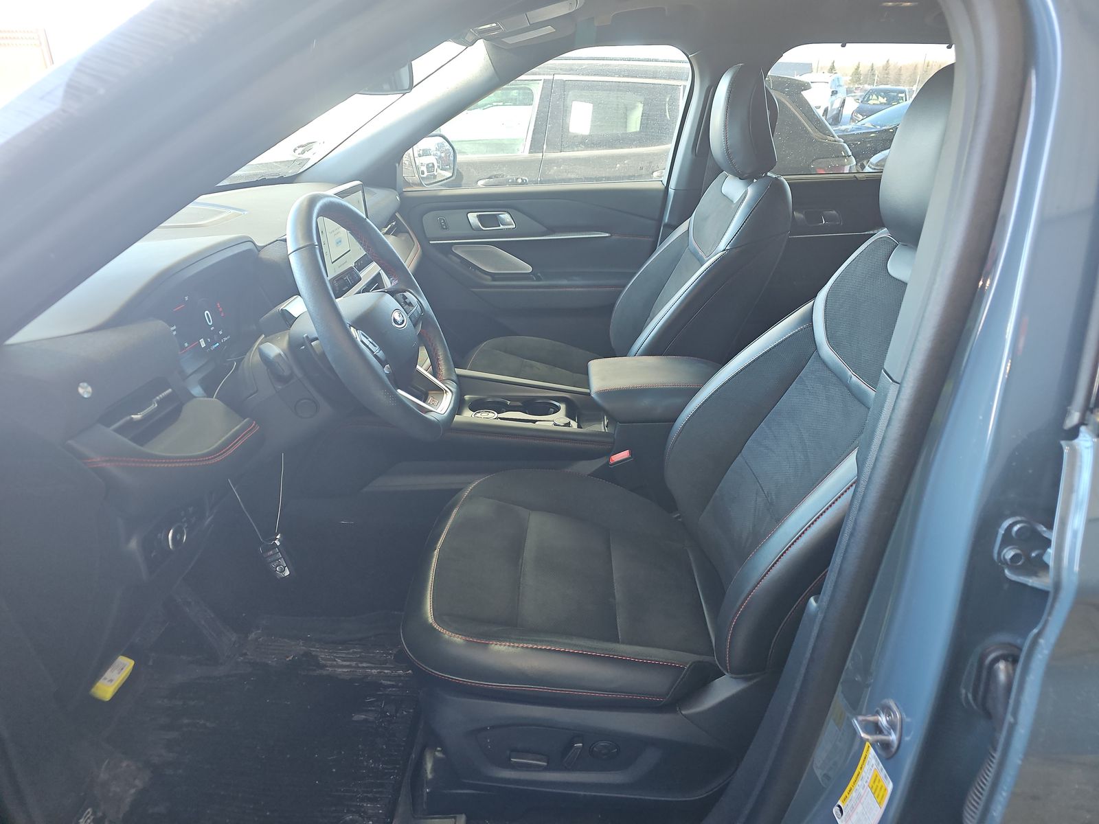 2025 Ford Explorer ST AWD