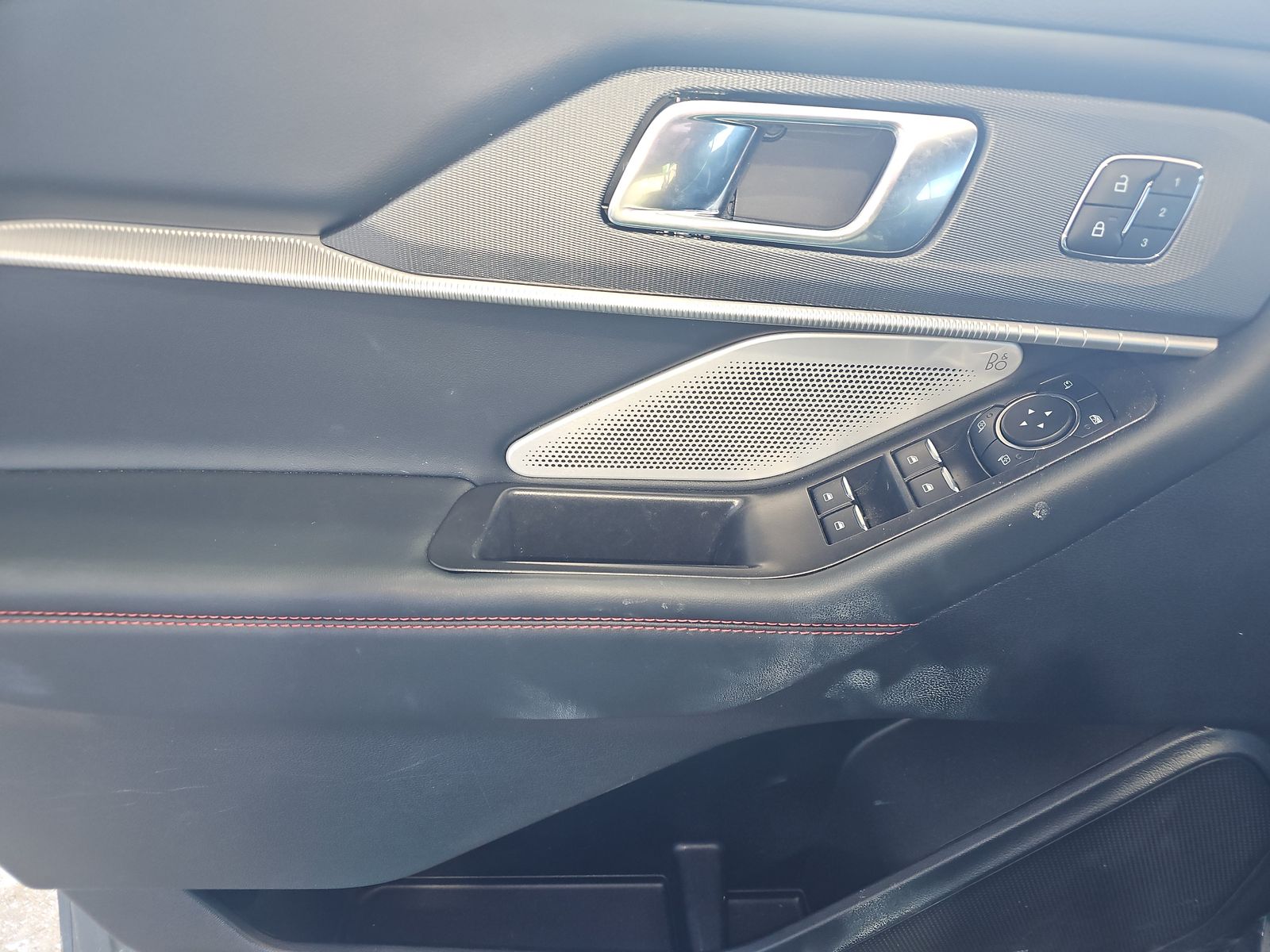 2025 Ford Explorer ST AWD