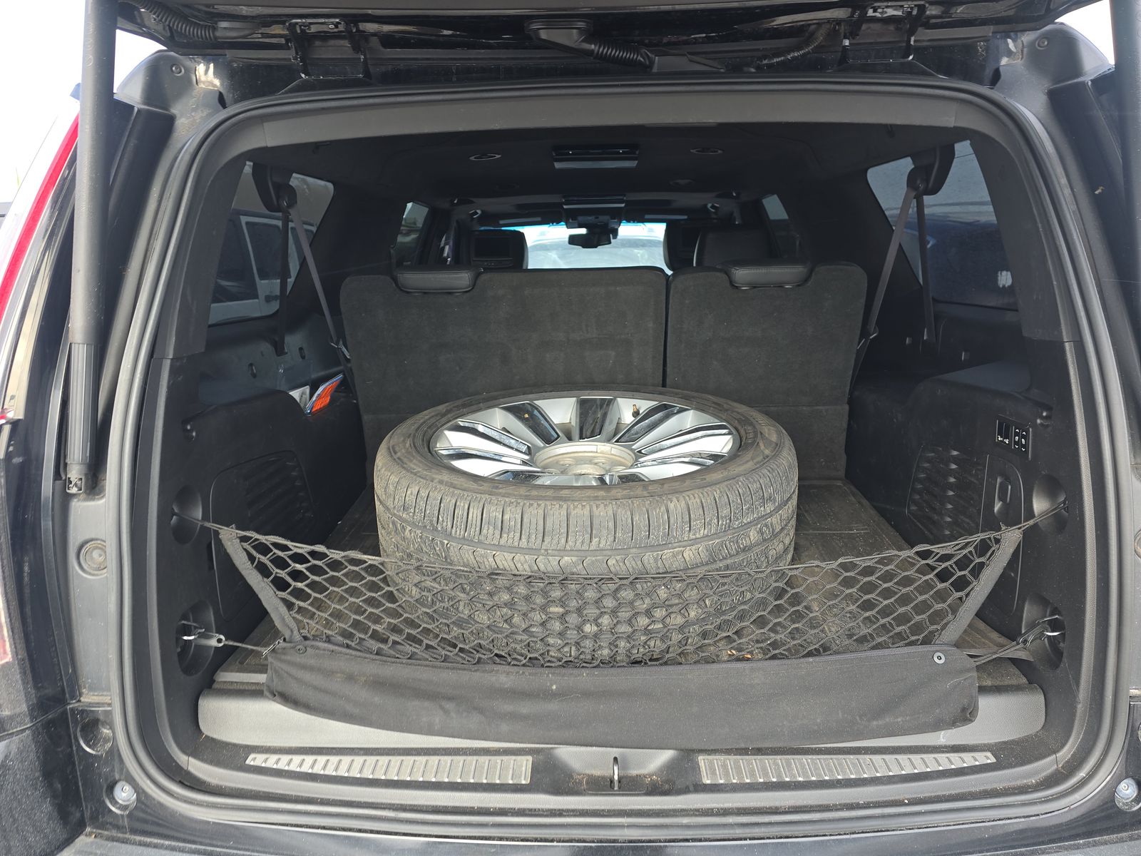 2016 Cadillac Escalade ESV Platinum AWD