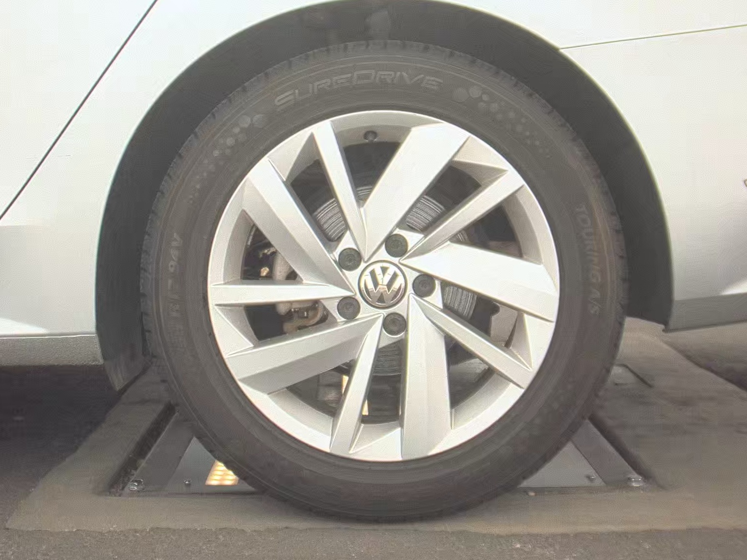 2018 Volkswagen Passat 2.0T SE FWD