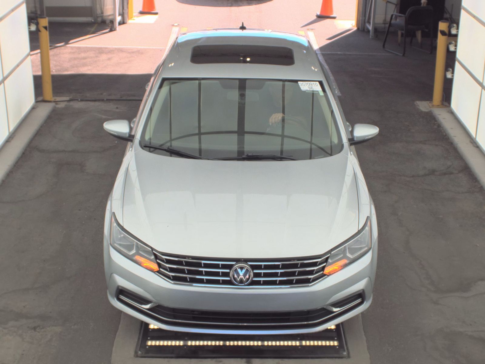 2018 Volkswagen Passat 2.0T SE FWD