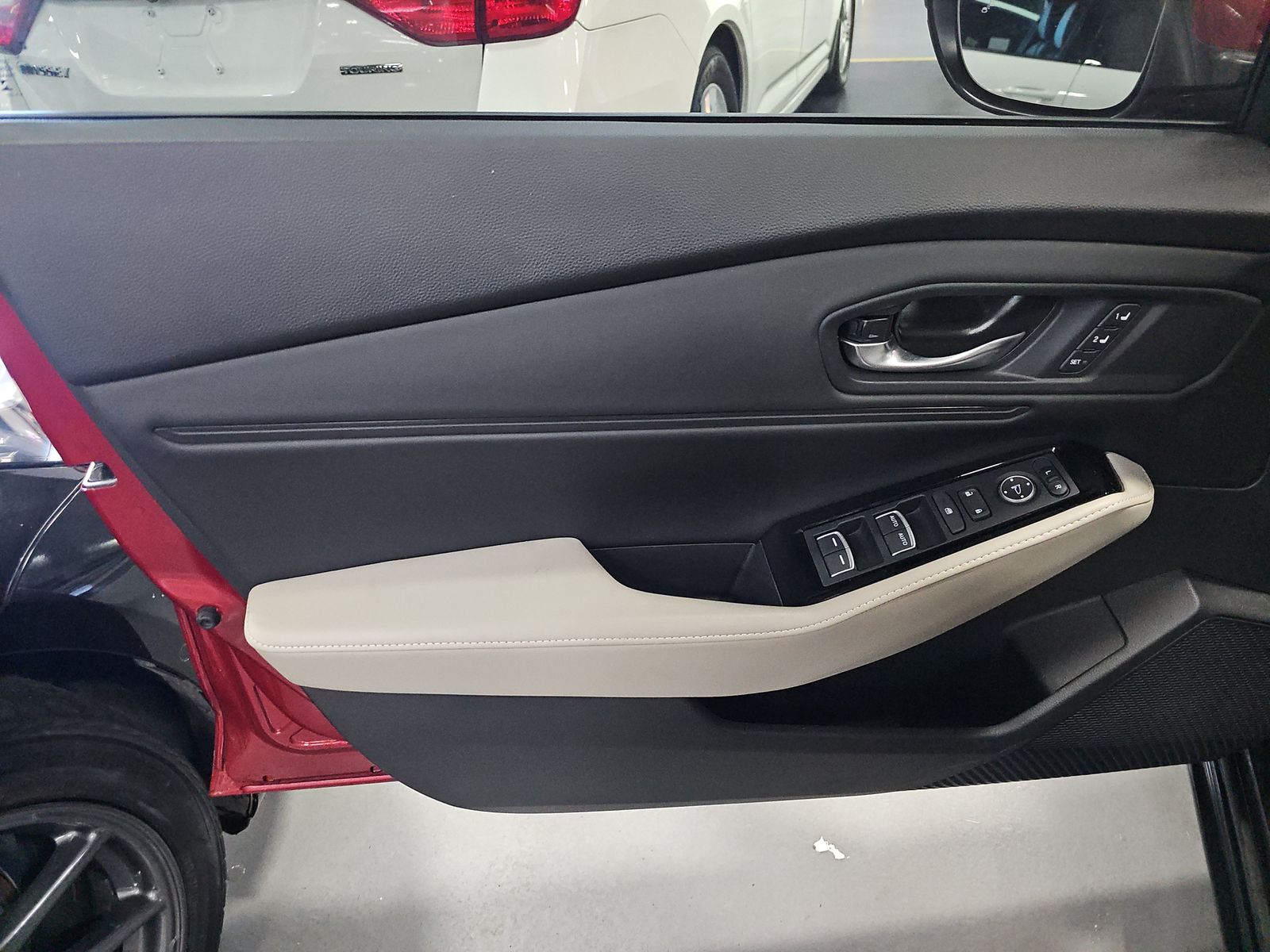 2023 Honda Accord Hybrid Touring FWD