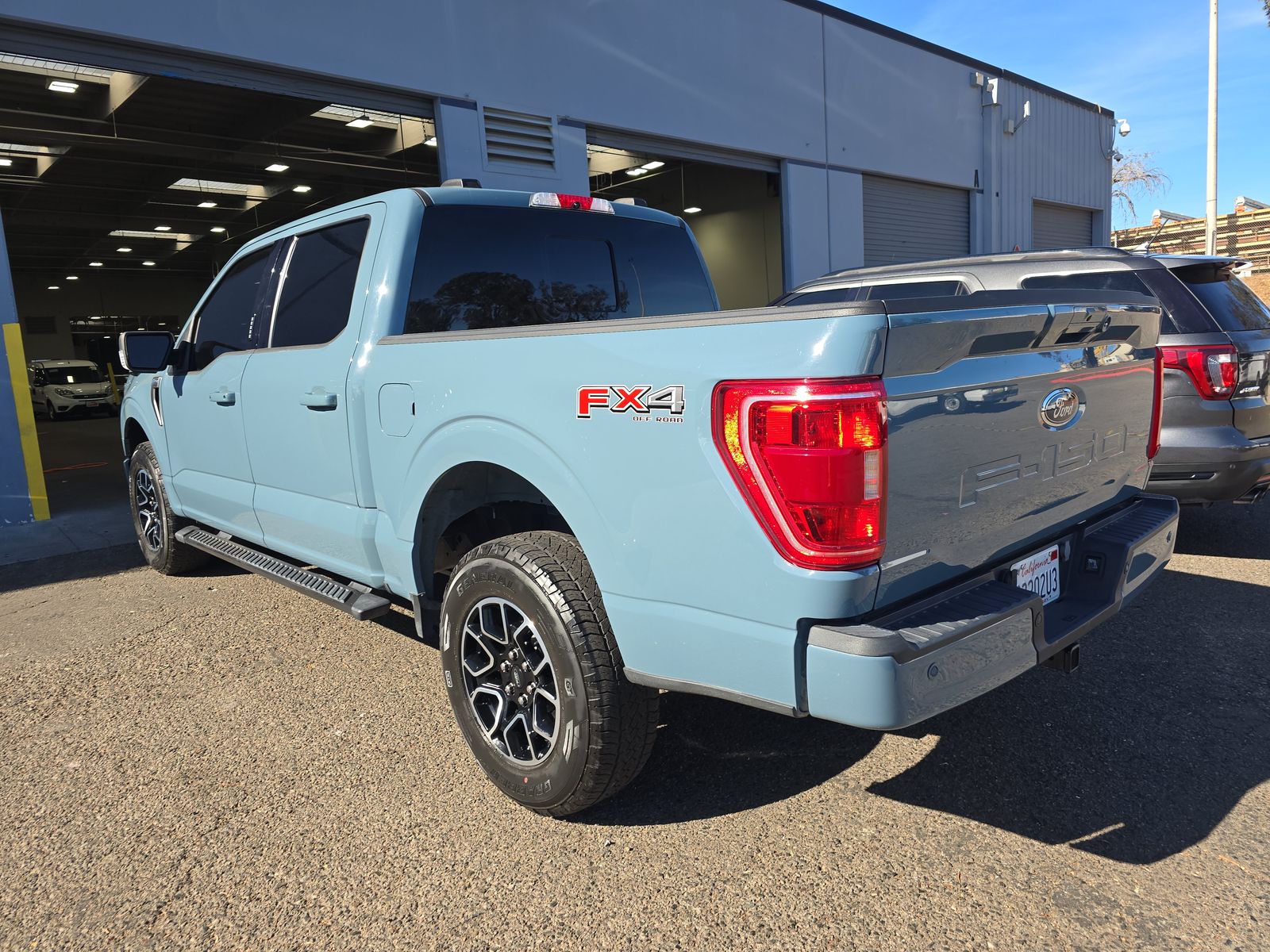 2023 Ford F-150 XLT AWD