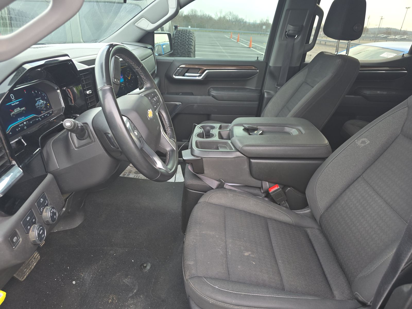 2023 Chevrolet Silverado 1500 LT AWD