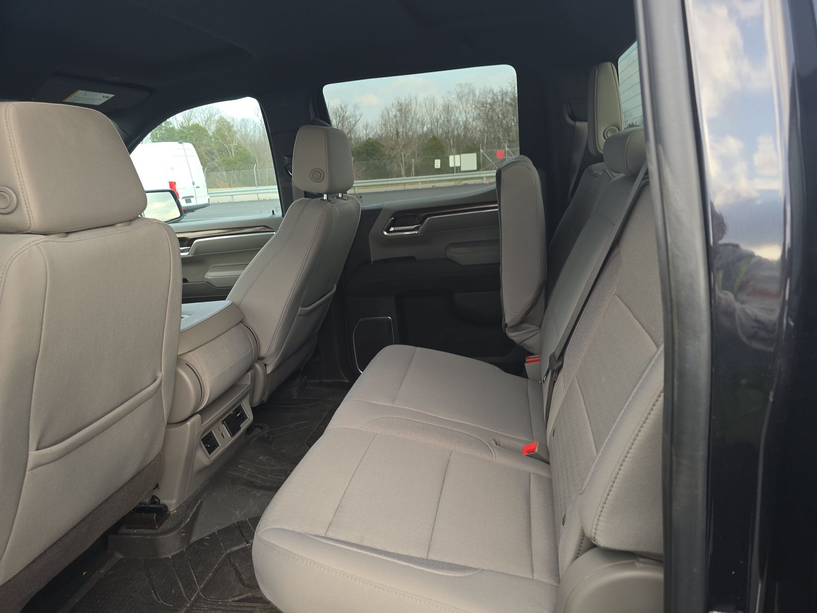 2024 Chevrolet Silverado 1500 LT RWD