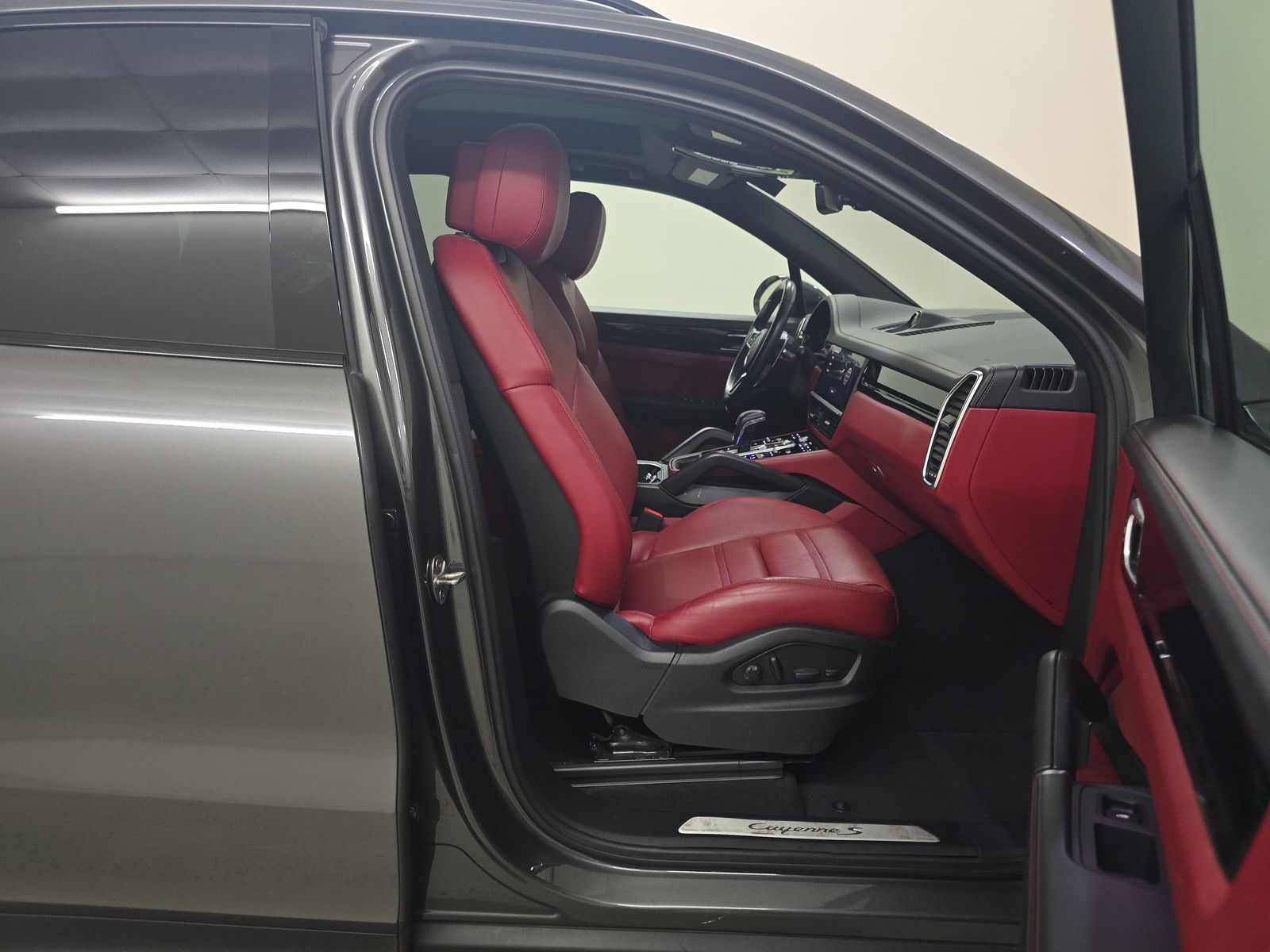 2022 Porsche Cayenne S AWD