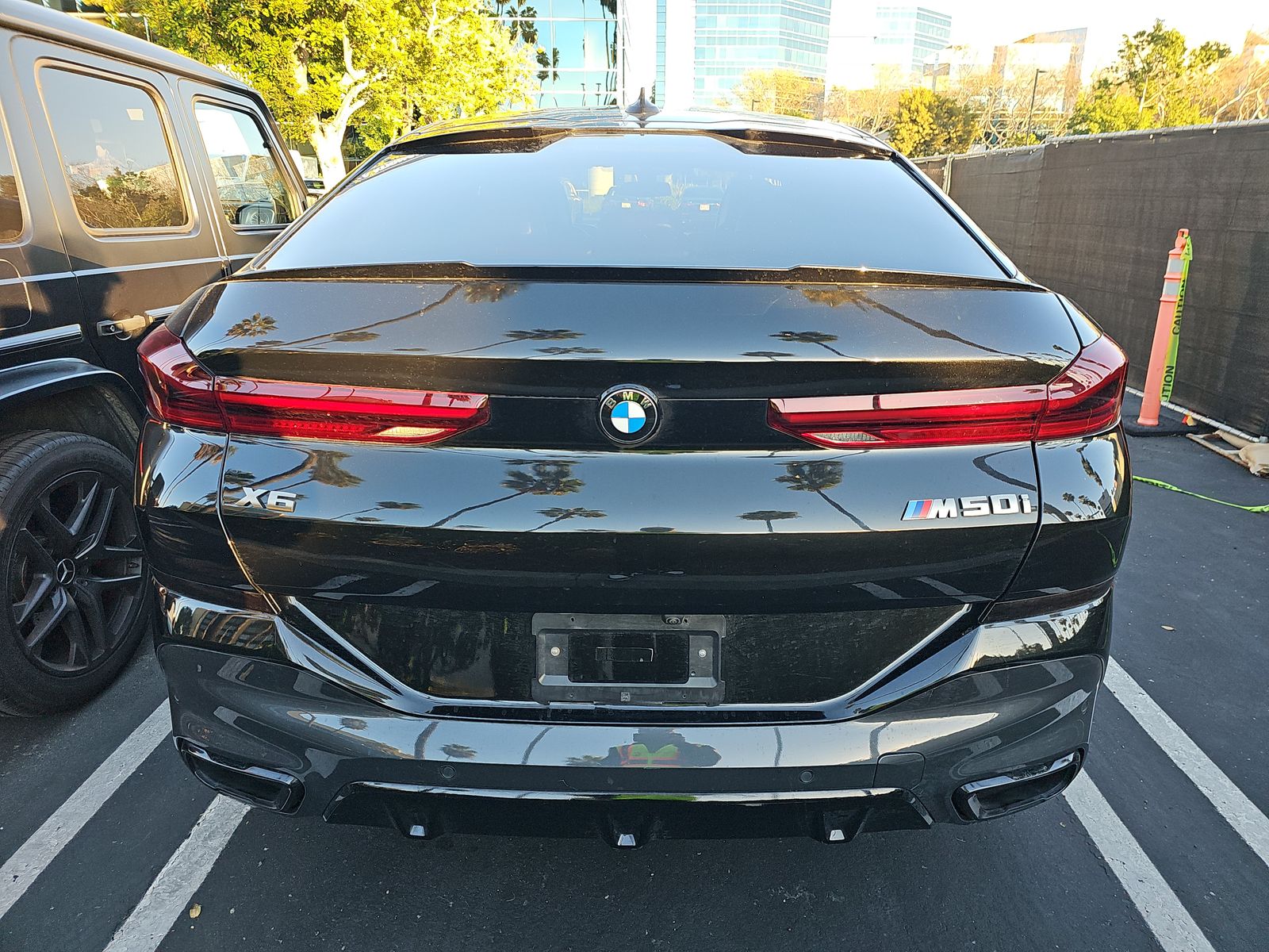 2022 BMW X6 M50i AWD