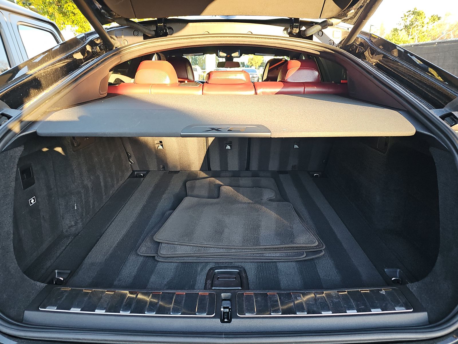 2022 BMW X6 M50i AWD