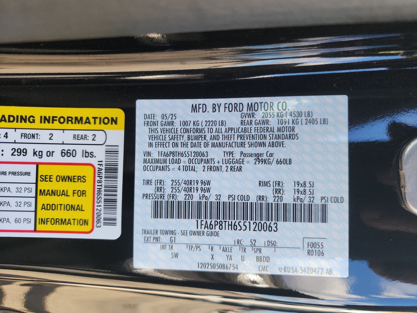 2025 Ford Mustang EcoBoost Premium RWD