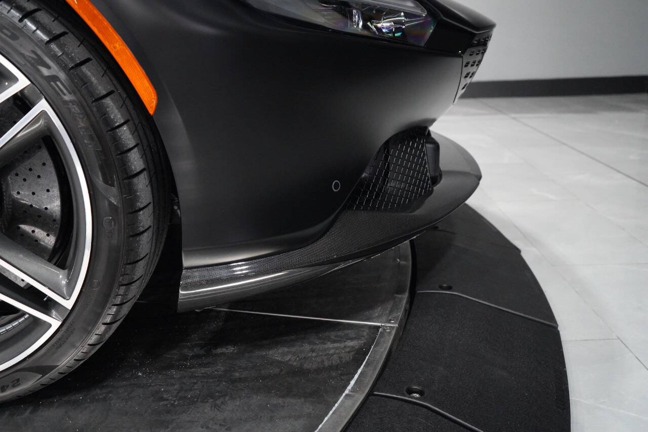 2023 Ferrari Roma Base RWD