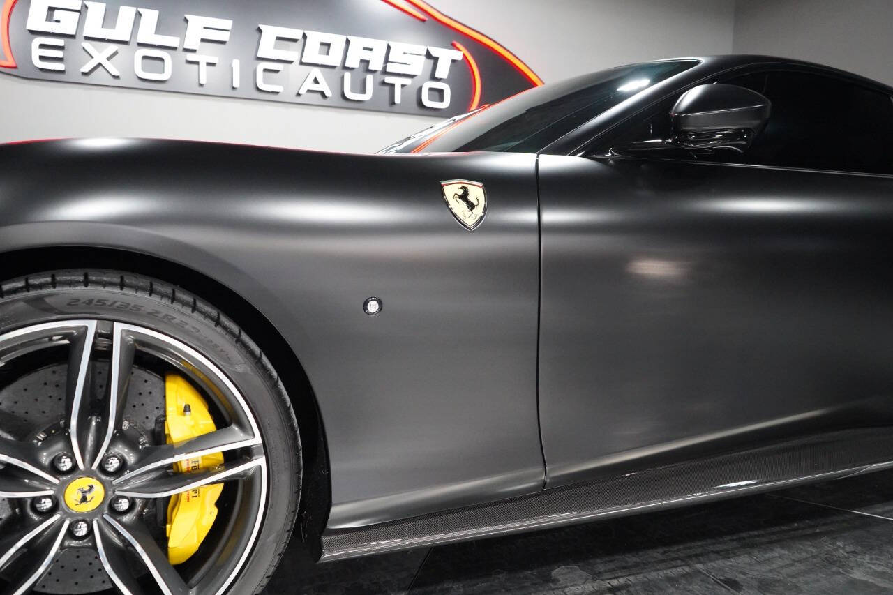 2023 Ferrari Roma Base RWD