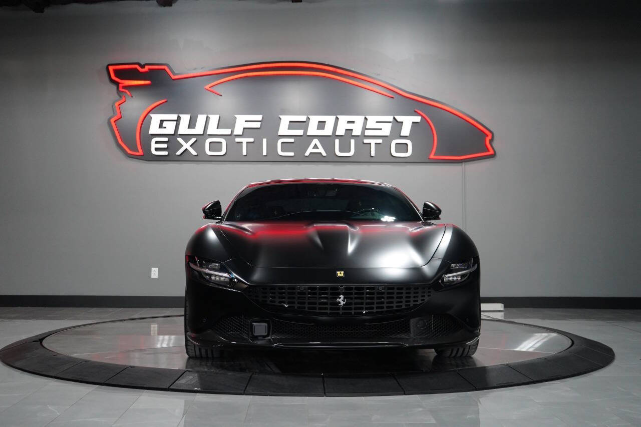 2023 Ferrari Roma Base RWD